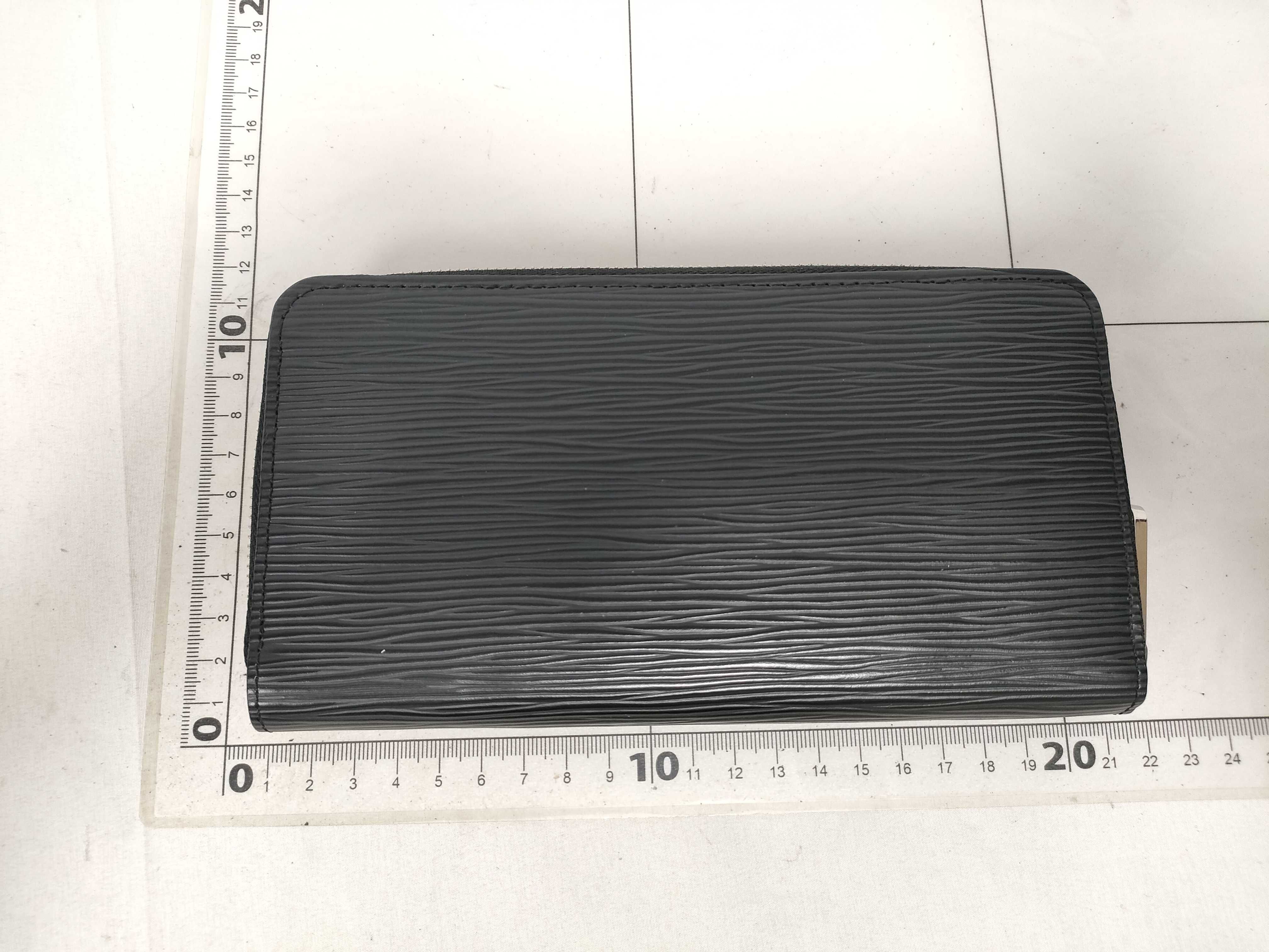 Epi Noir Zippy Wallet — view 2