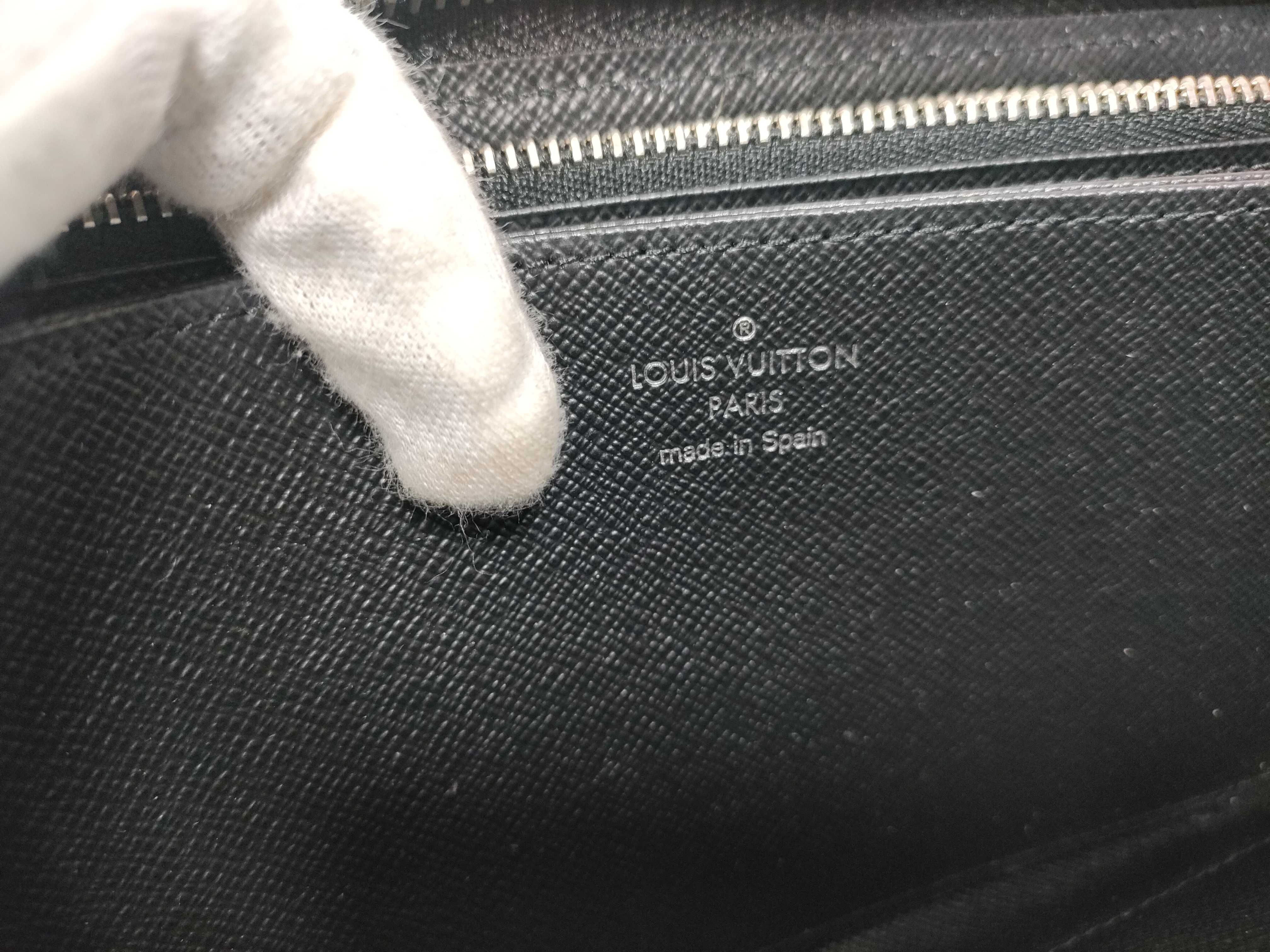 Epi Noir Zippy Wallet — view 13