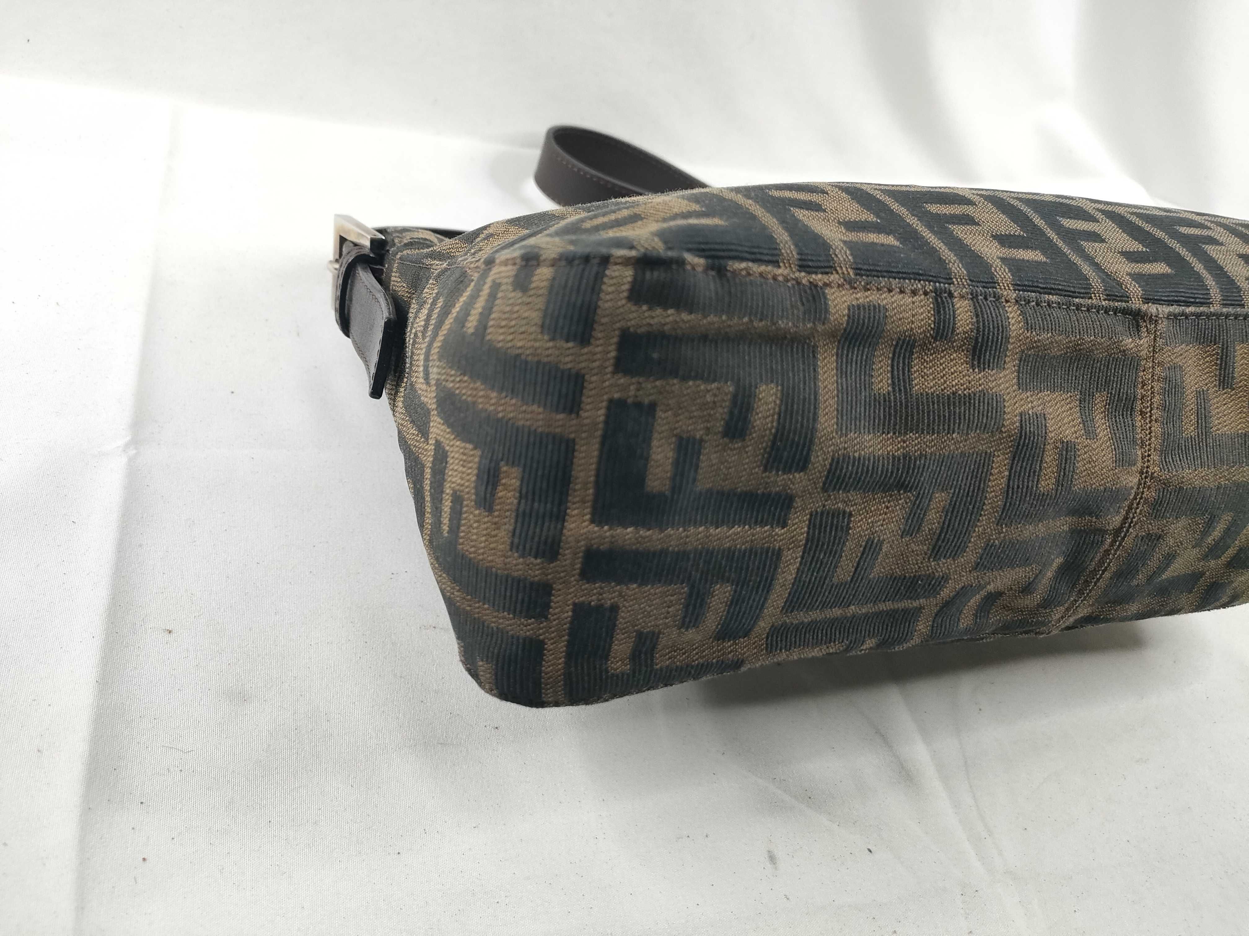 handbag — view 3