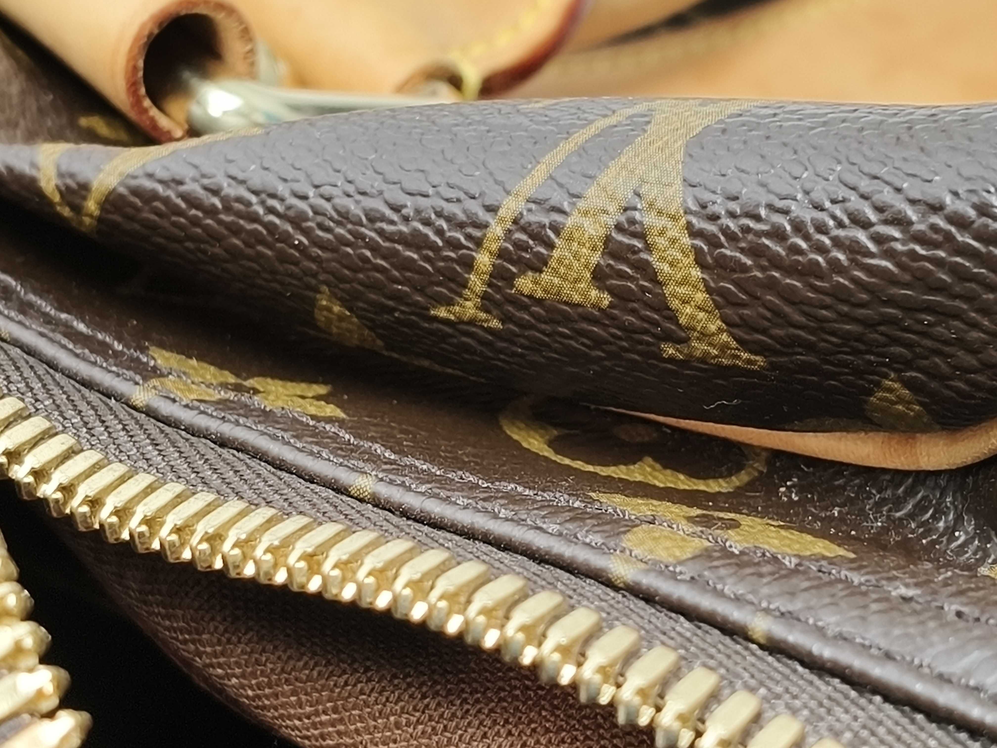 Monogram Louis Vuitton Carryall Boston Bag — view 15