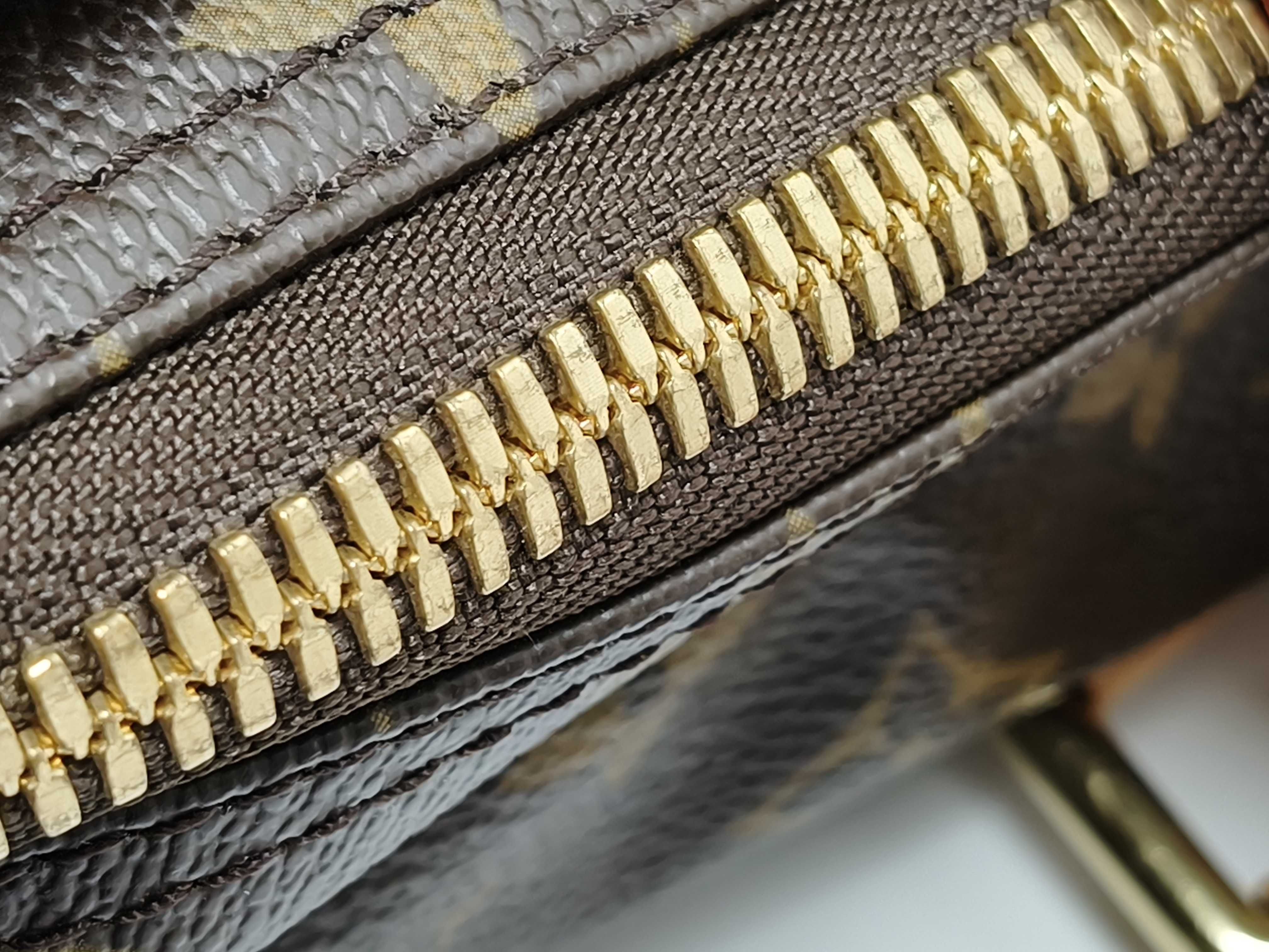 Monogram Louis Vuitton Carryall Boston Bag — view 6