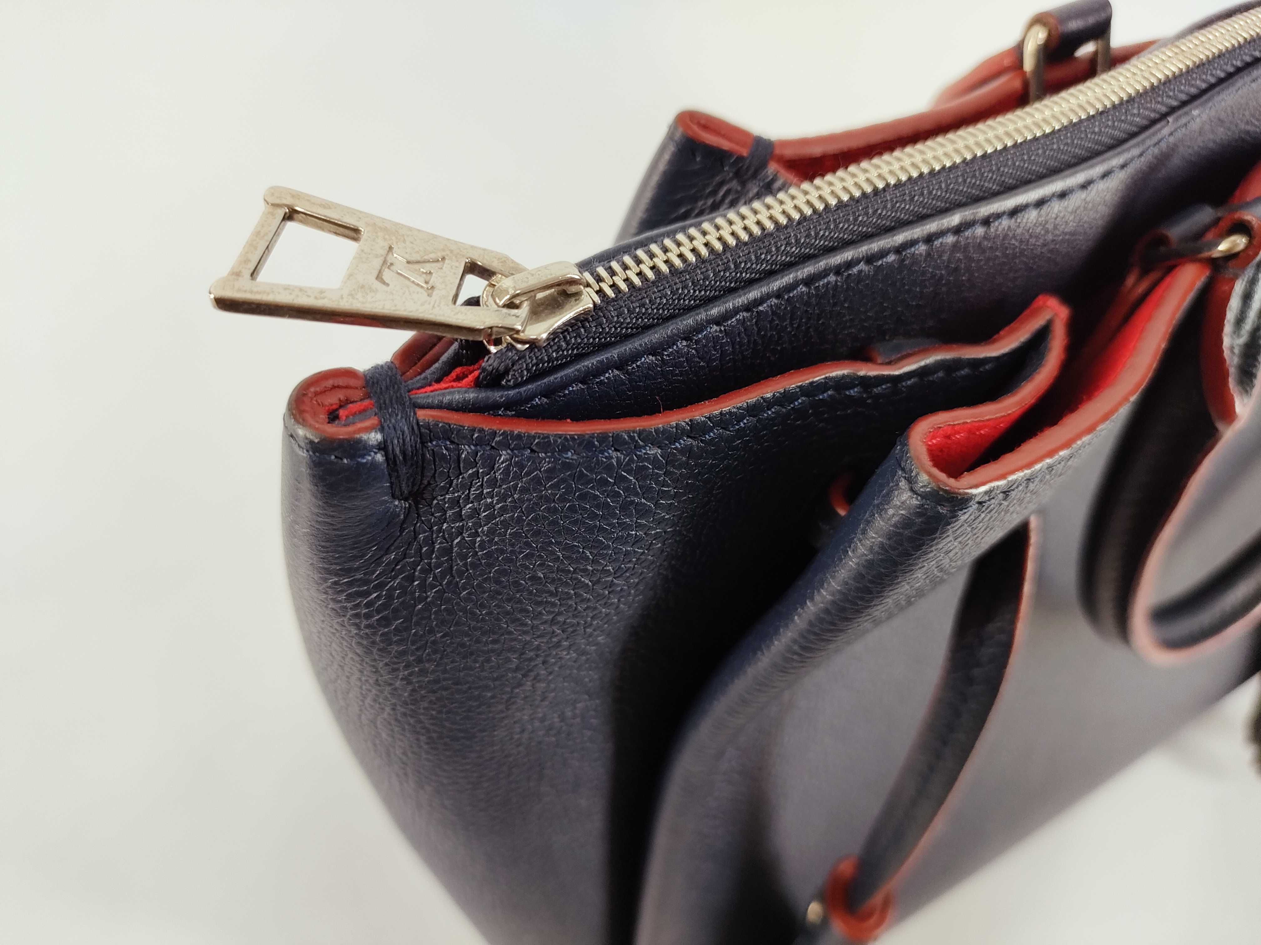 Lockmere Marine Rouge Shoulder Bag — view 7
