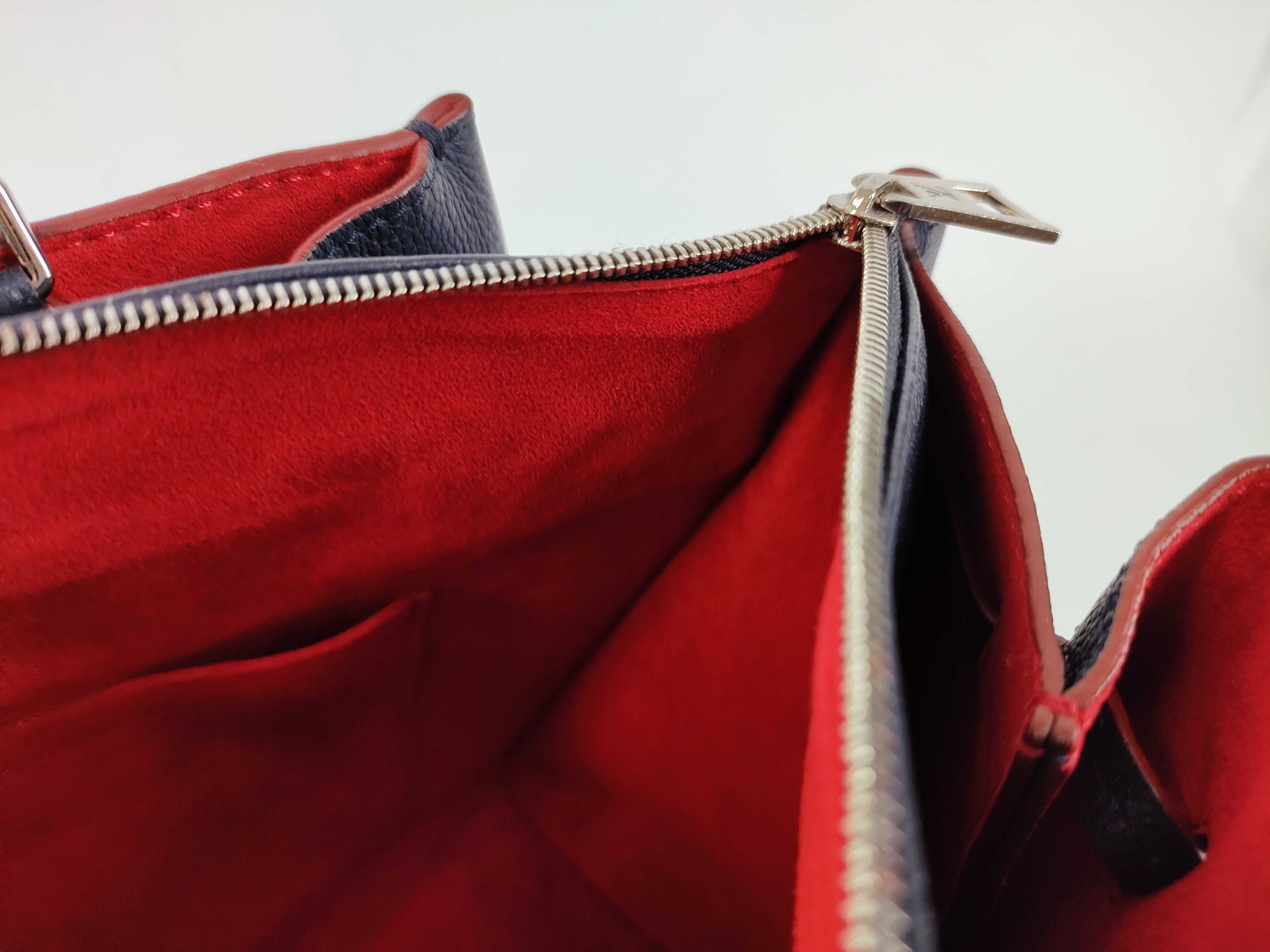 Lockmere Marine Rouge Shoulder Bag — view 8