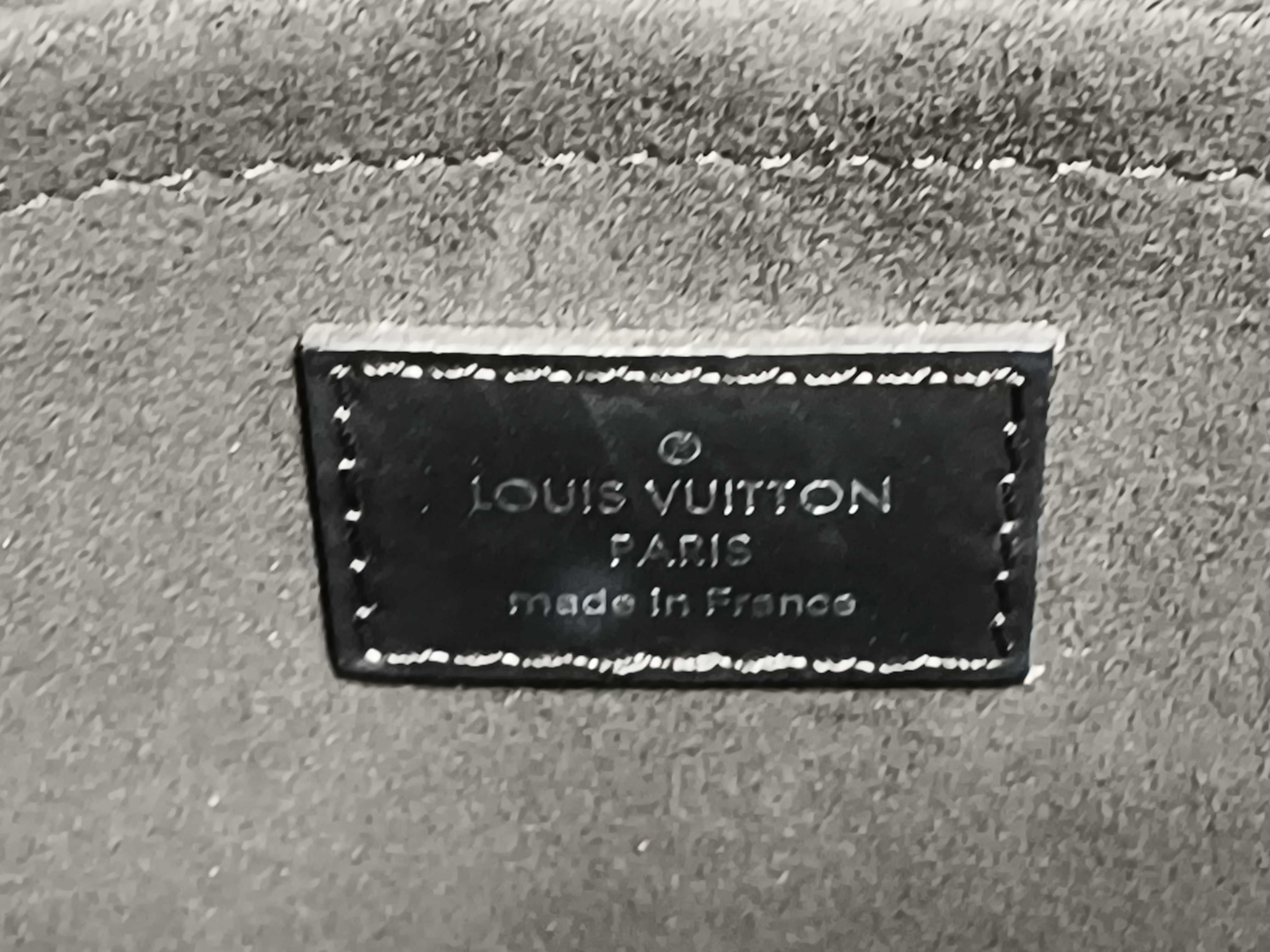 Epi Louis Vuitton Epi Marly MM M94612 AA3114 Handbag — view 11
