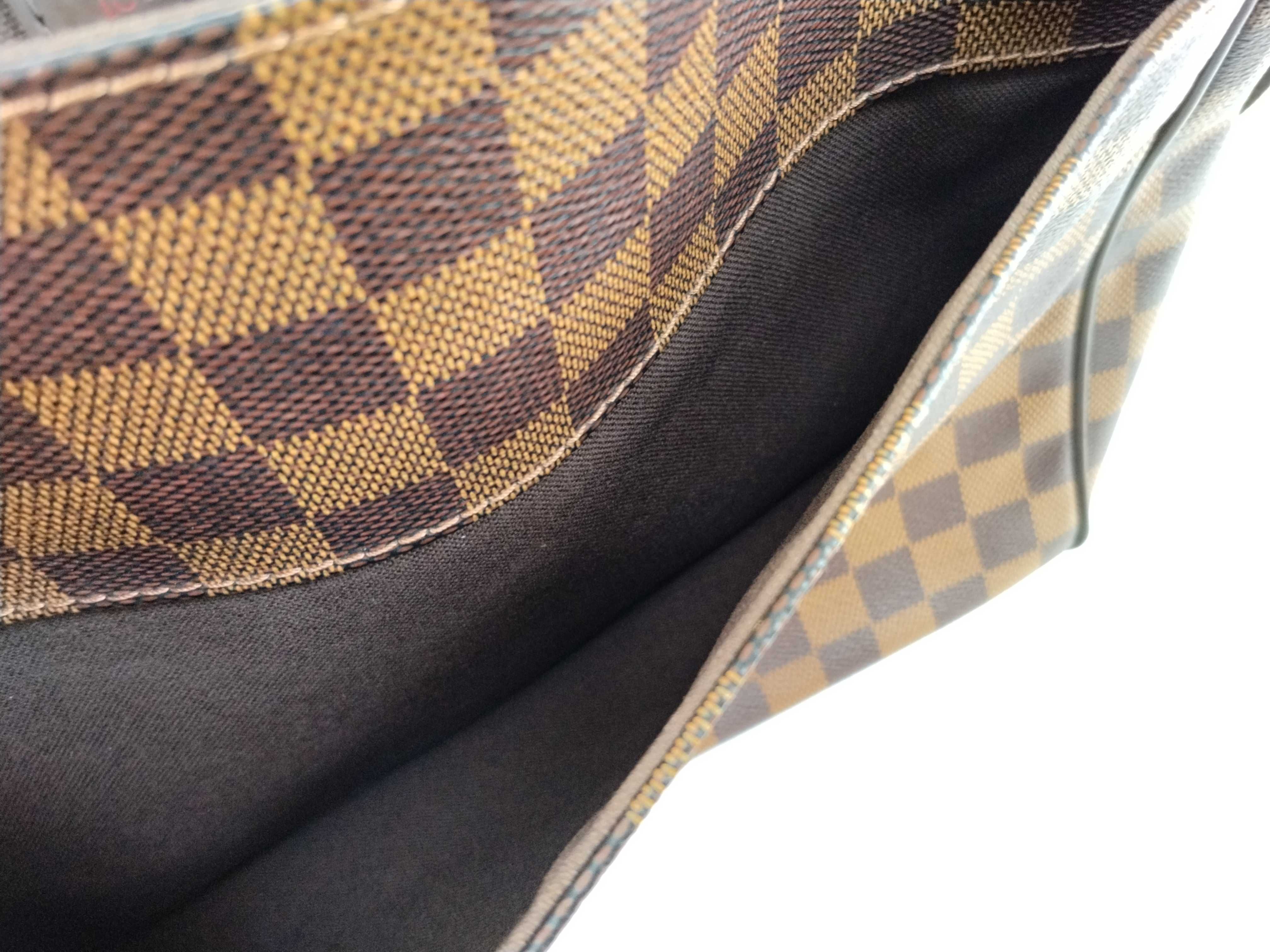 Damier Louis Vuitton Damier Shoulder Bag — view 13
