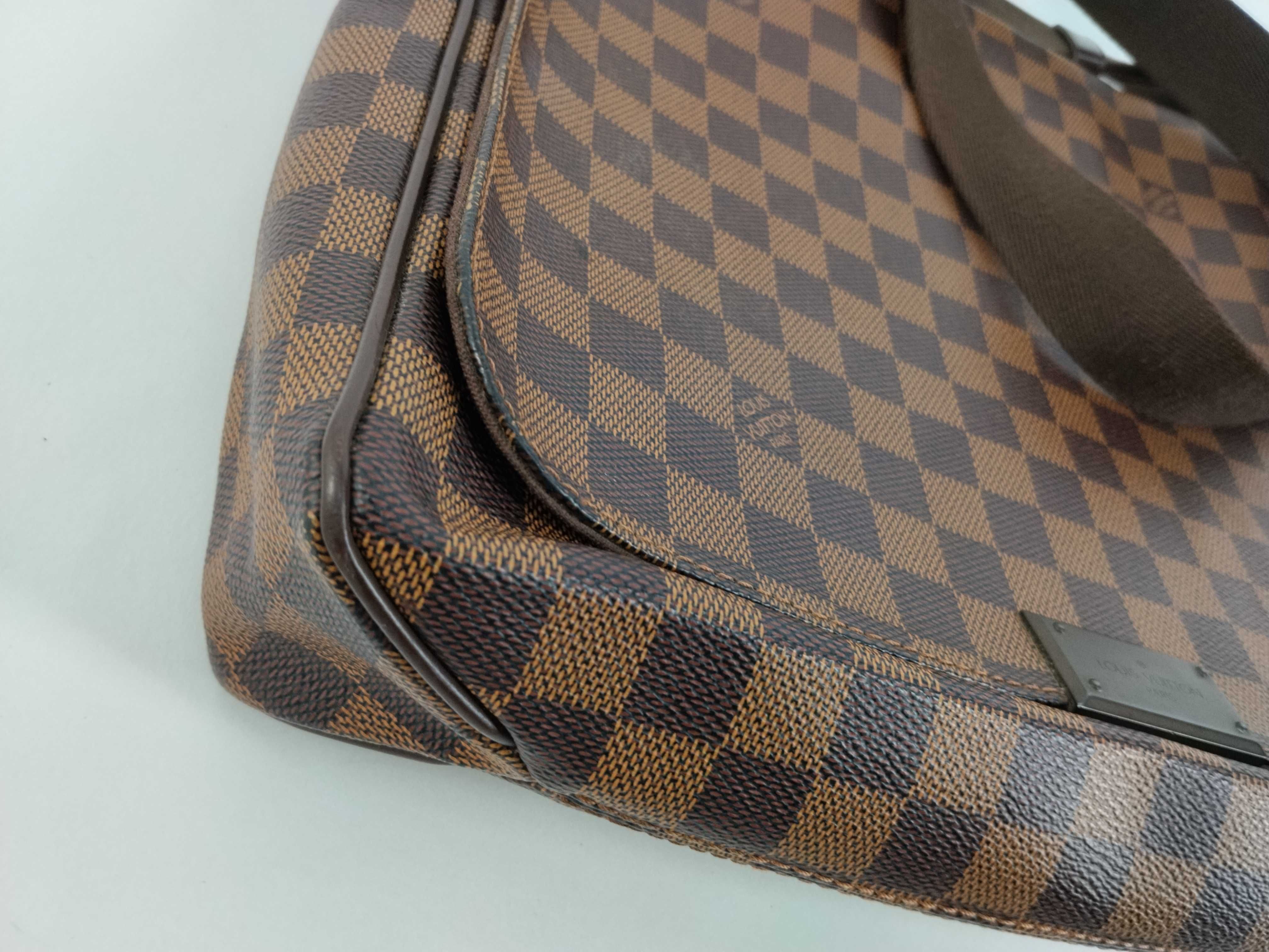 Damier Louis Vuitton Damier Shoulder Bag — view 6