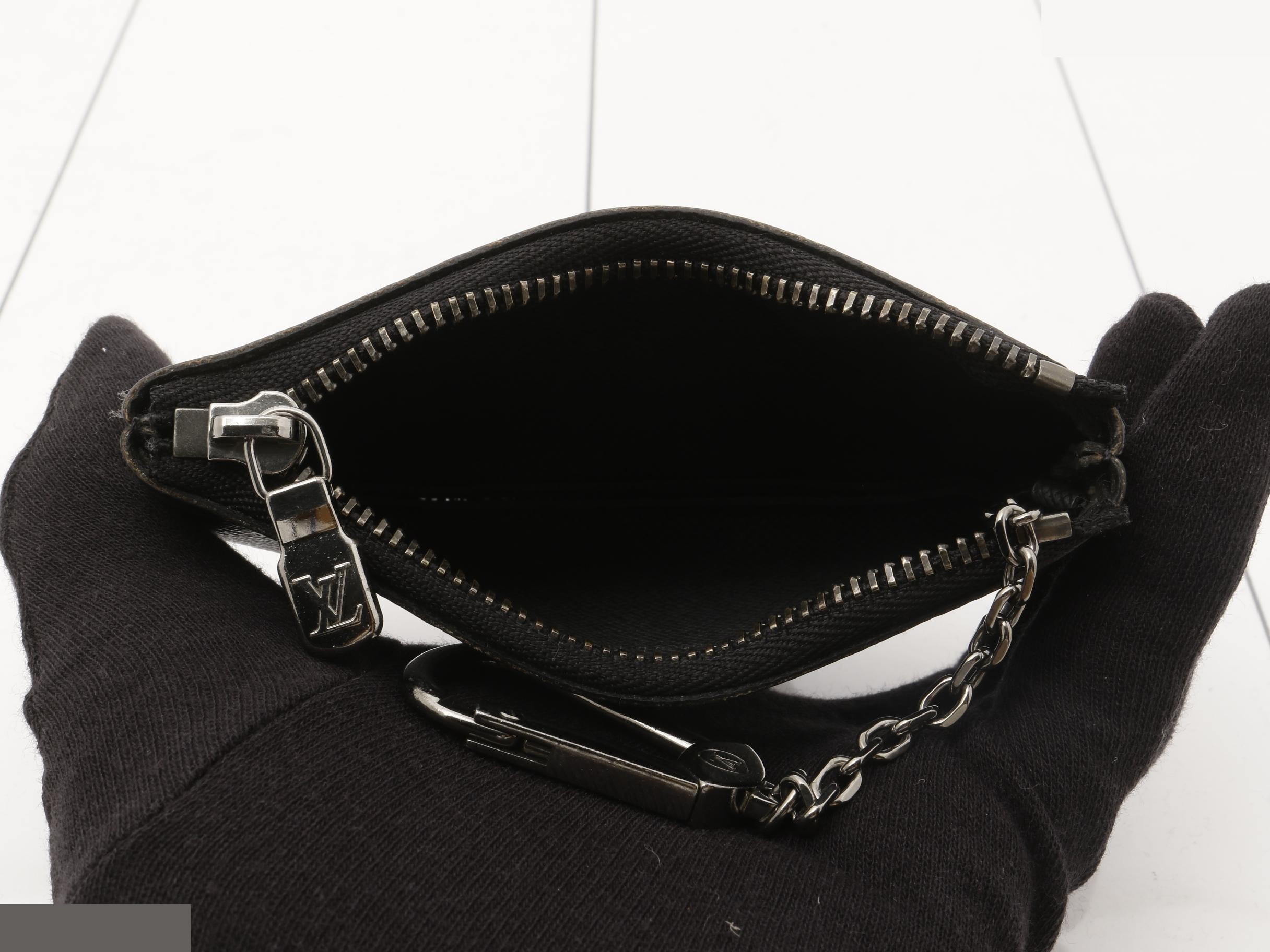 Pochette Clé Monogram Eclipse Grey — view 4