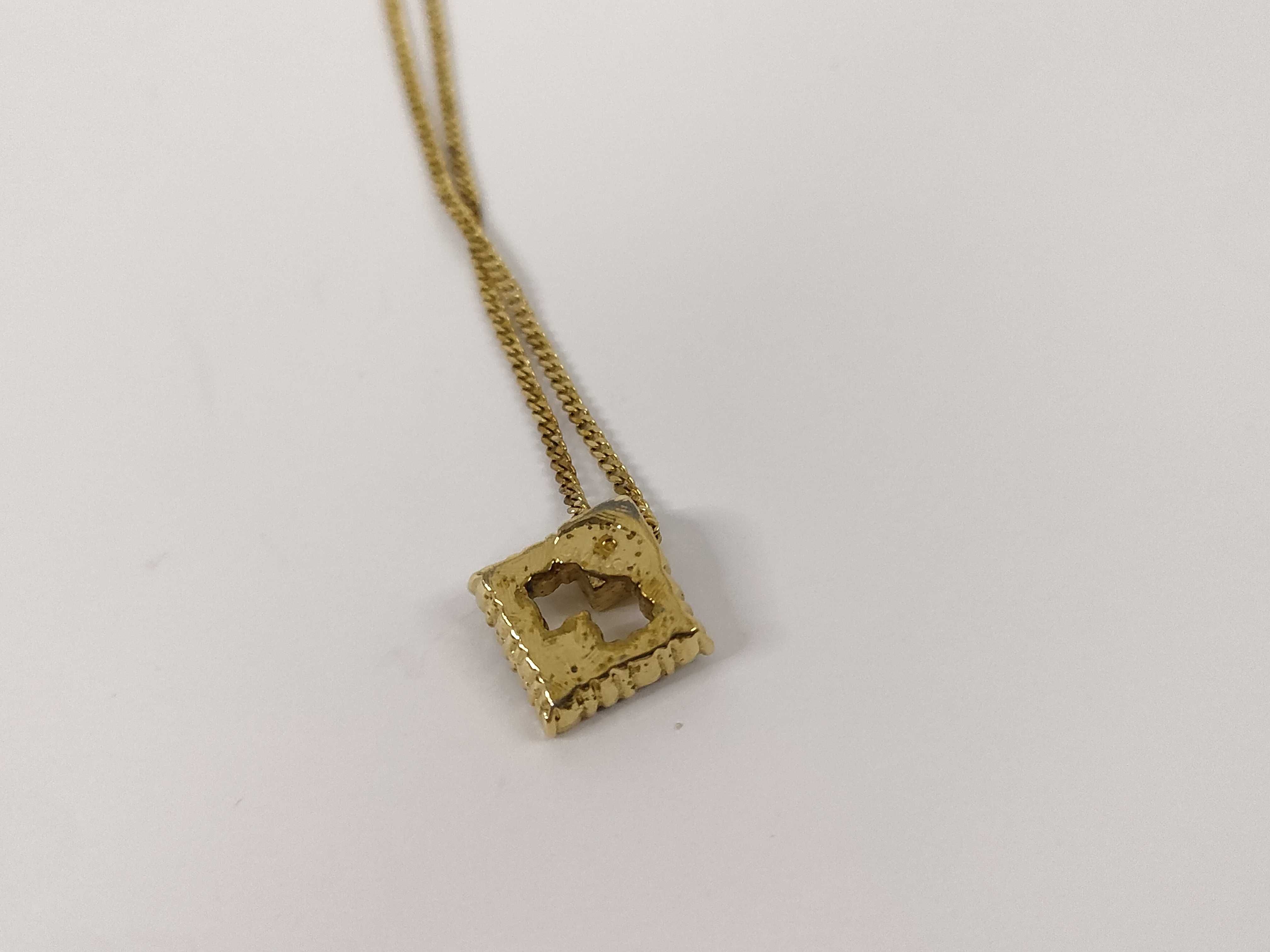 G-logo rhinestone diamond-shaped curb chain gold necklace — view 2