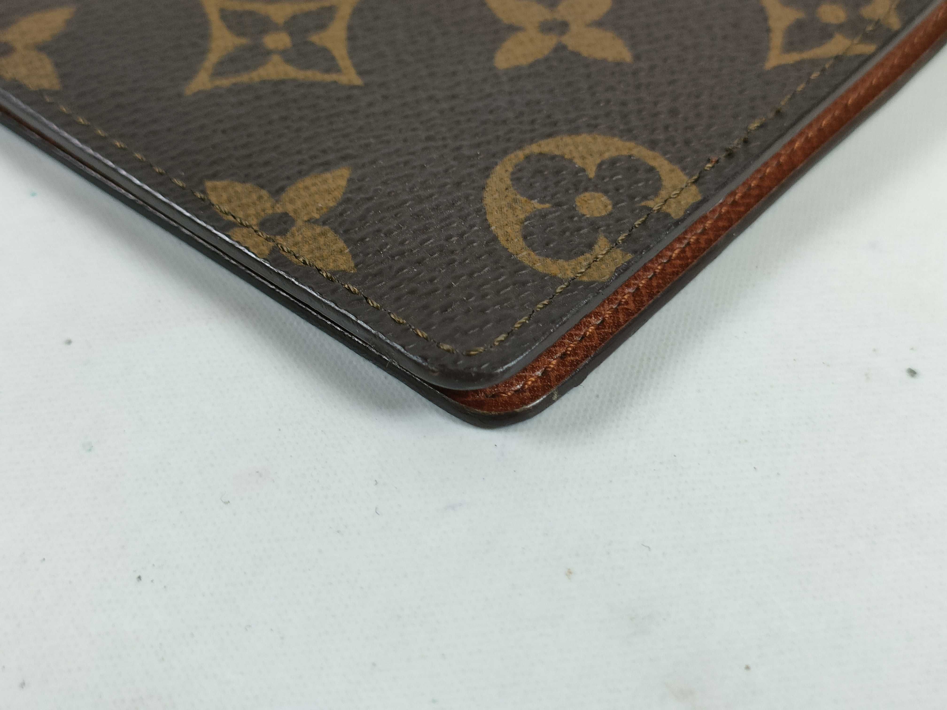 Monogram R20008 Agenda Horizontal Billfold — view 3
