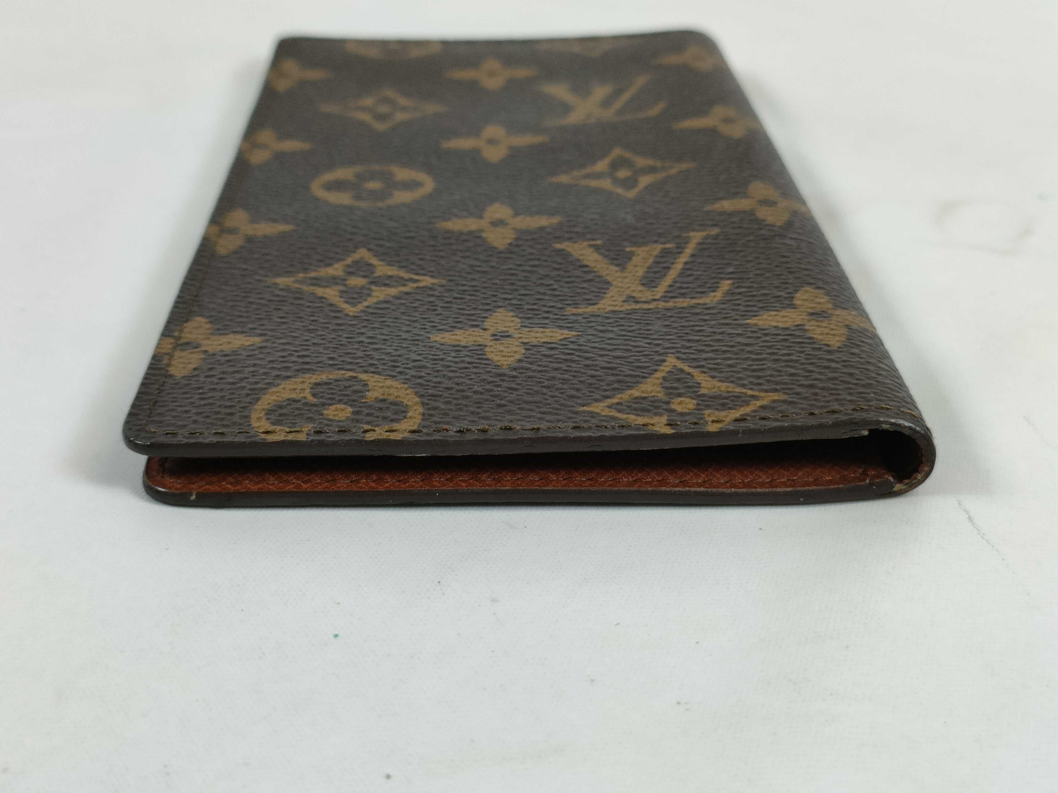 Monogram R20008 Agenda Horizontal Billfold — view 4