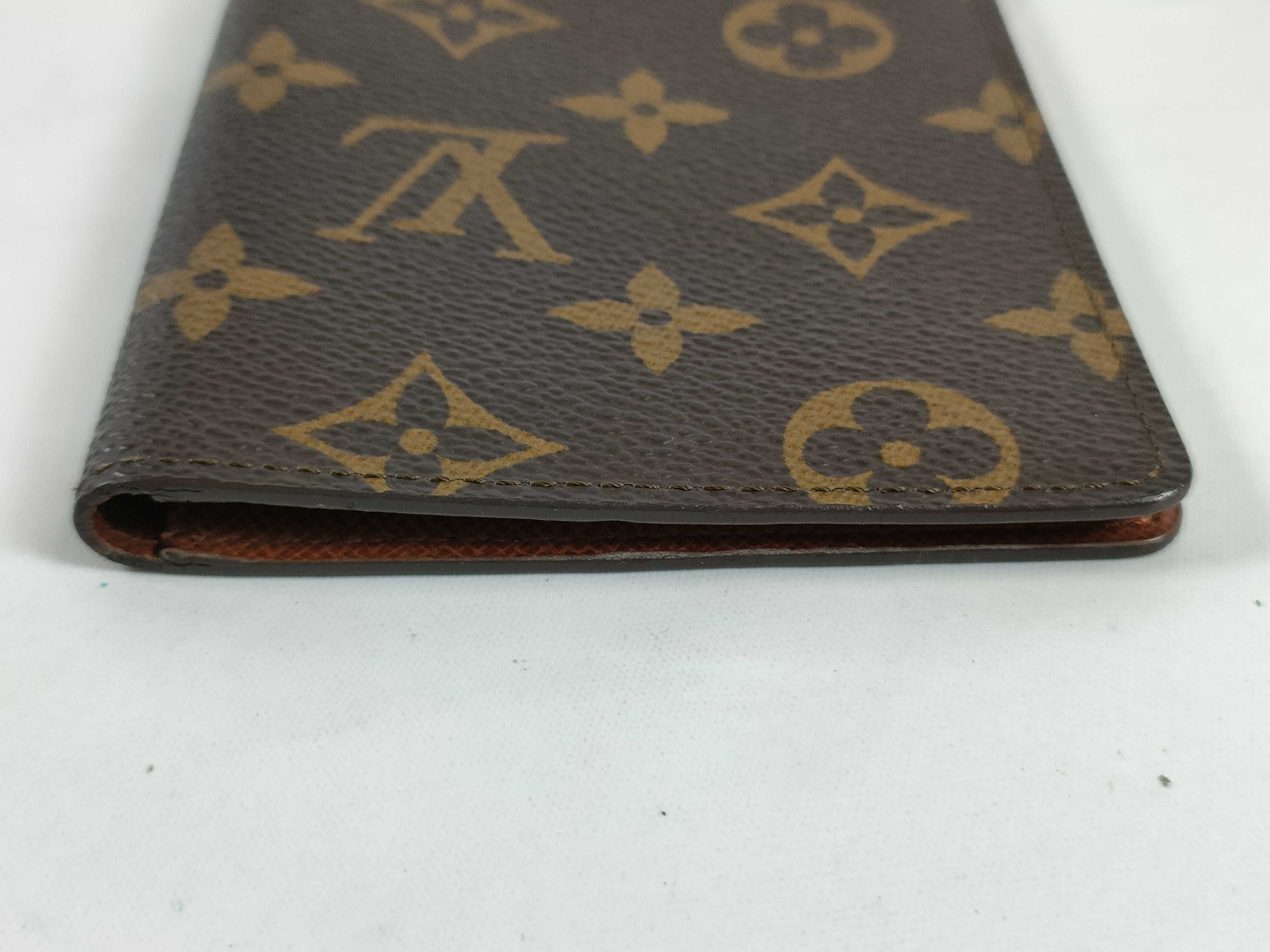 Monogram R20008 Agenda Horizontal Billfold — view 6