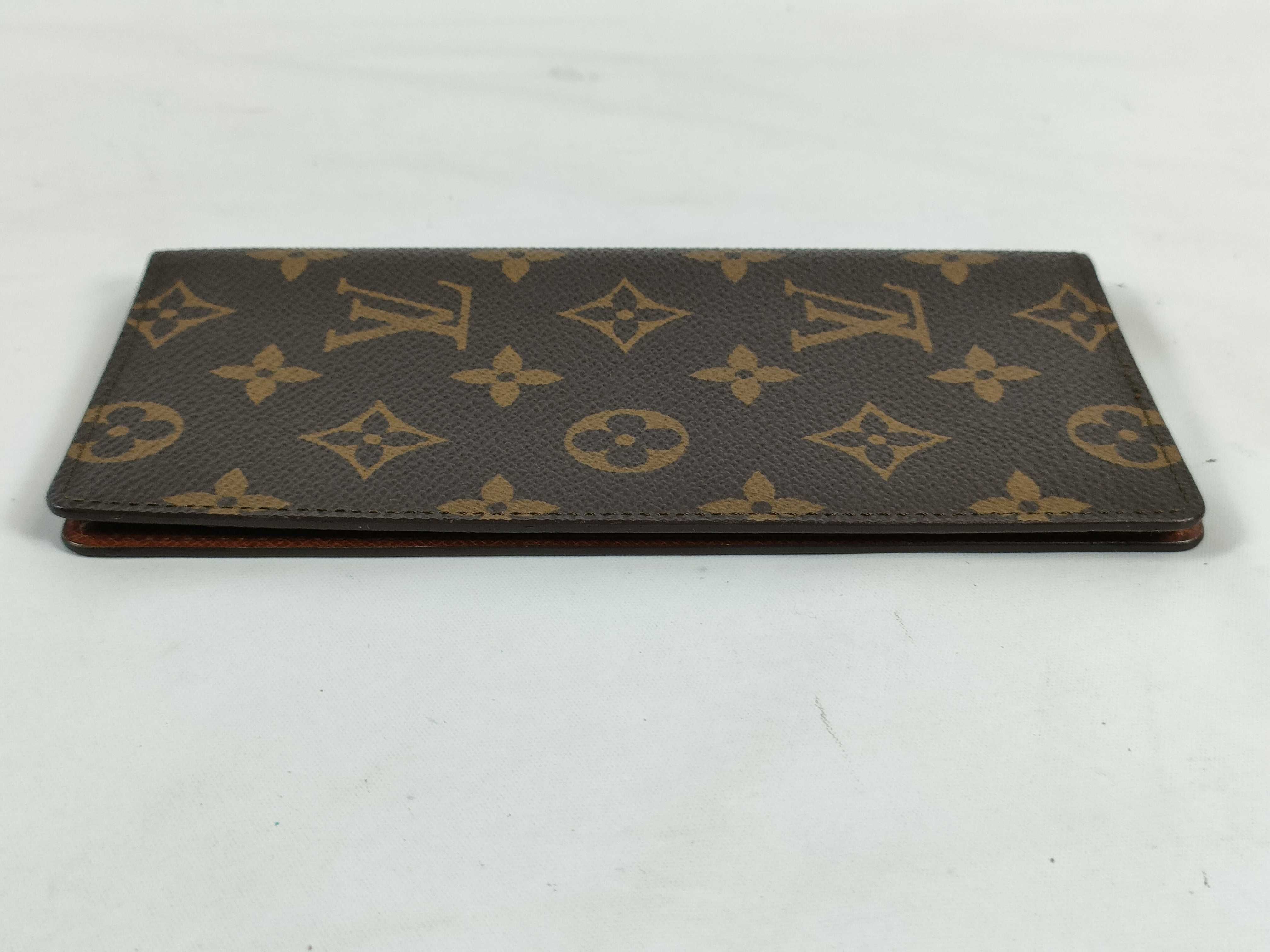 Monogram R20008 Agenda Horizontal Billfold — view 7