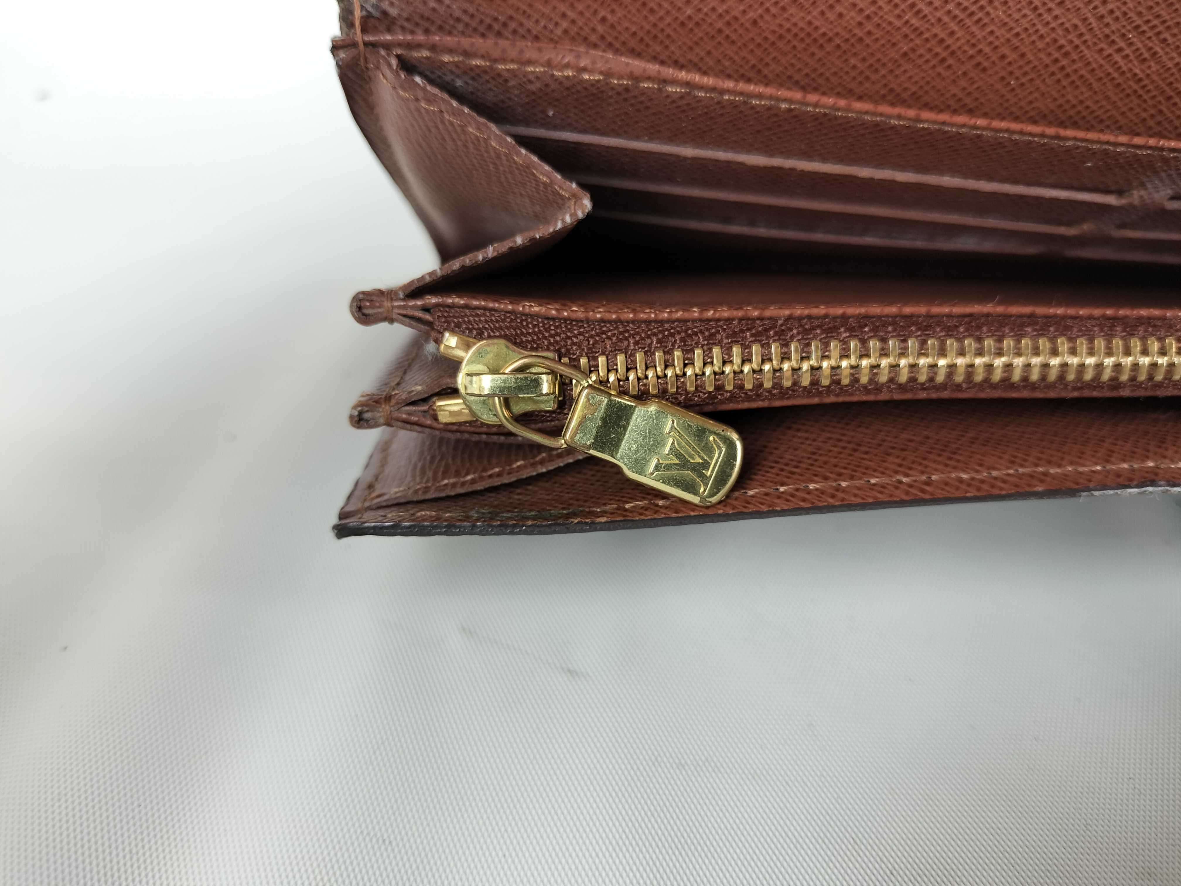 Monogram Portefeuille Sarah Wallet — view 10