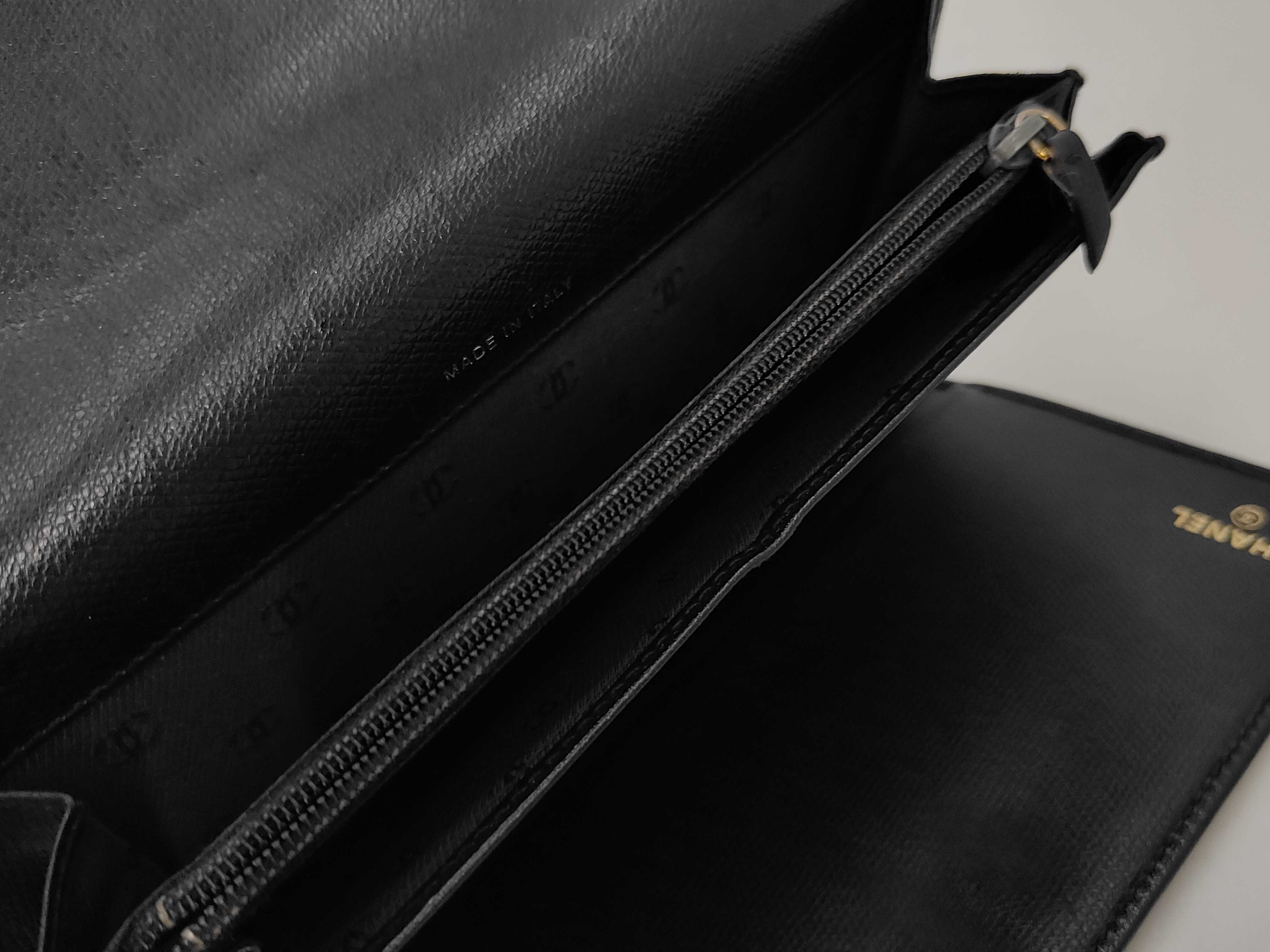 Coco Button No. 9 Black Wallet — view 4