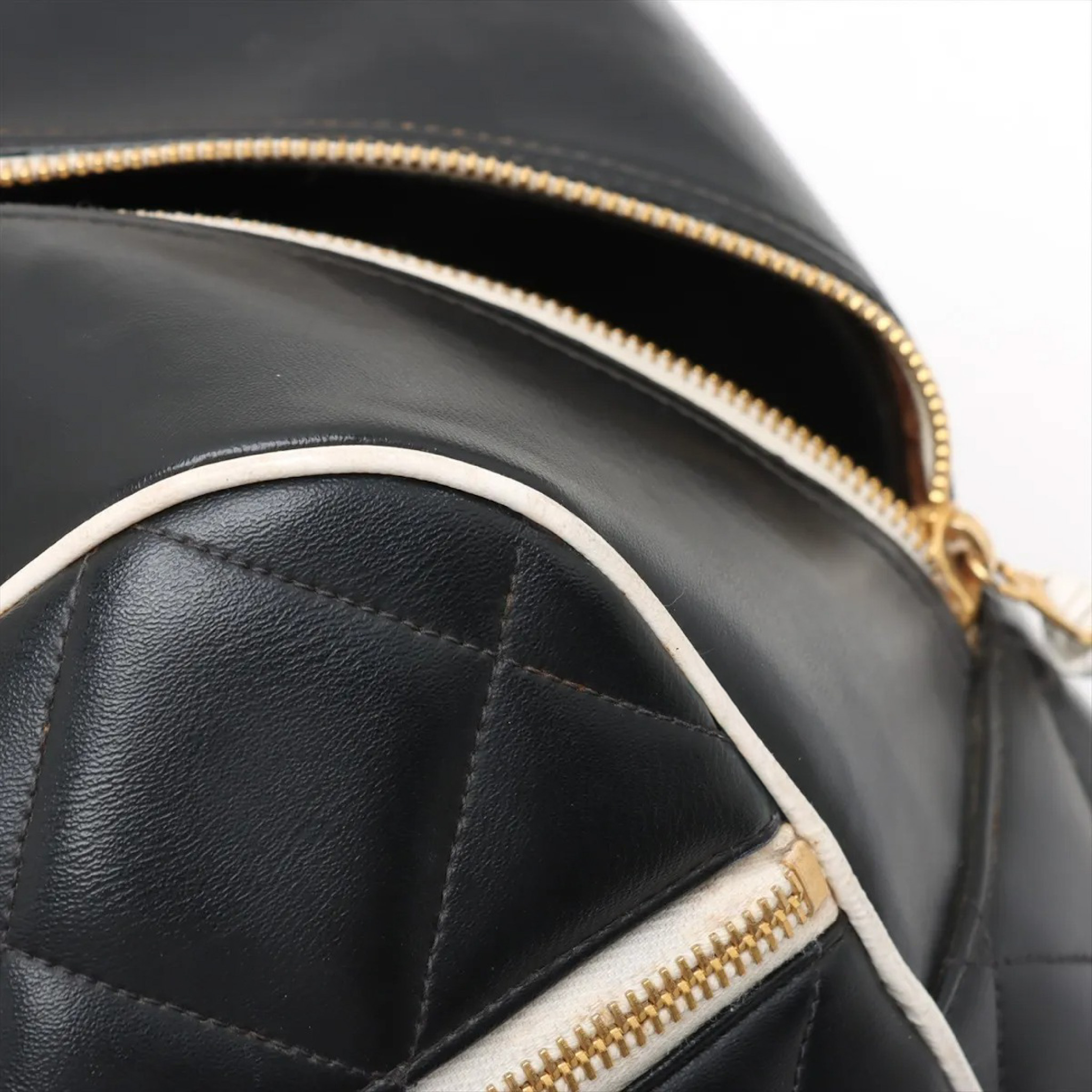 Matelassé Sport Line Seal No. 3 Boston Bag — view 10