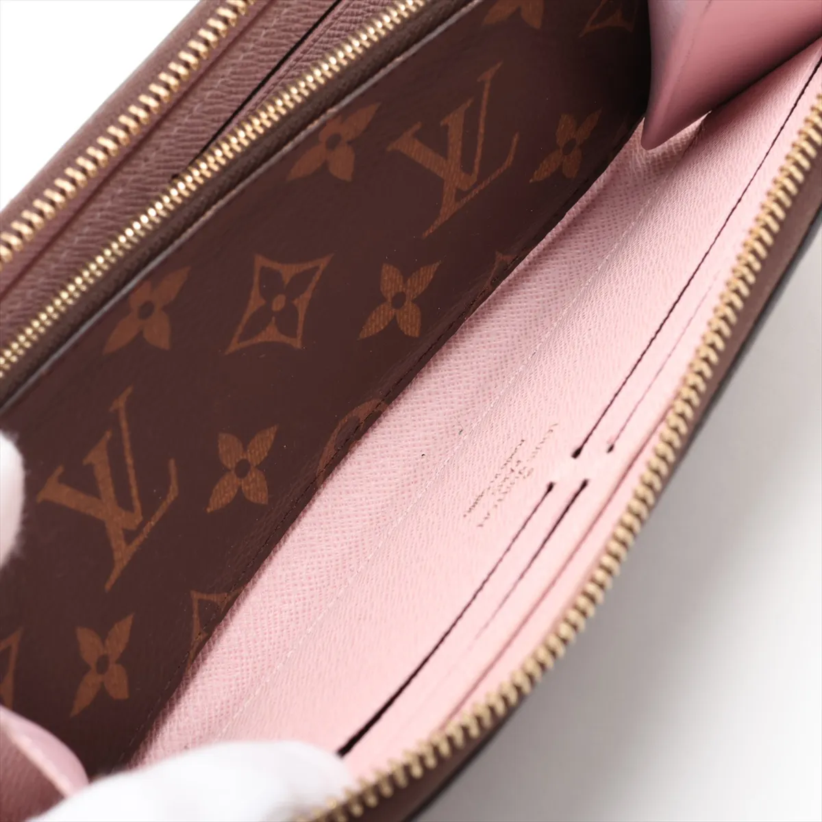 Monogram Portefeuille Clemence M61298 CA0159 Rose Ballerine Round Zip Wallet — view 4