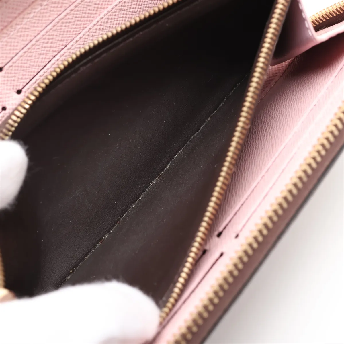 Monogram Portefeuille Clemence M61298 CA0159 Rose Ballerine Round Zip Wallet — view 8