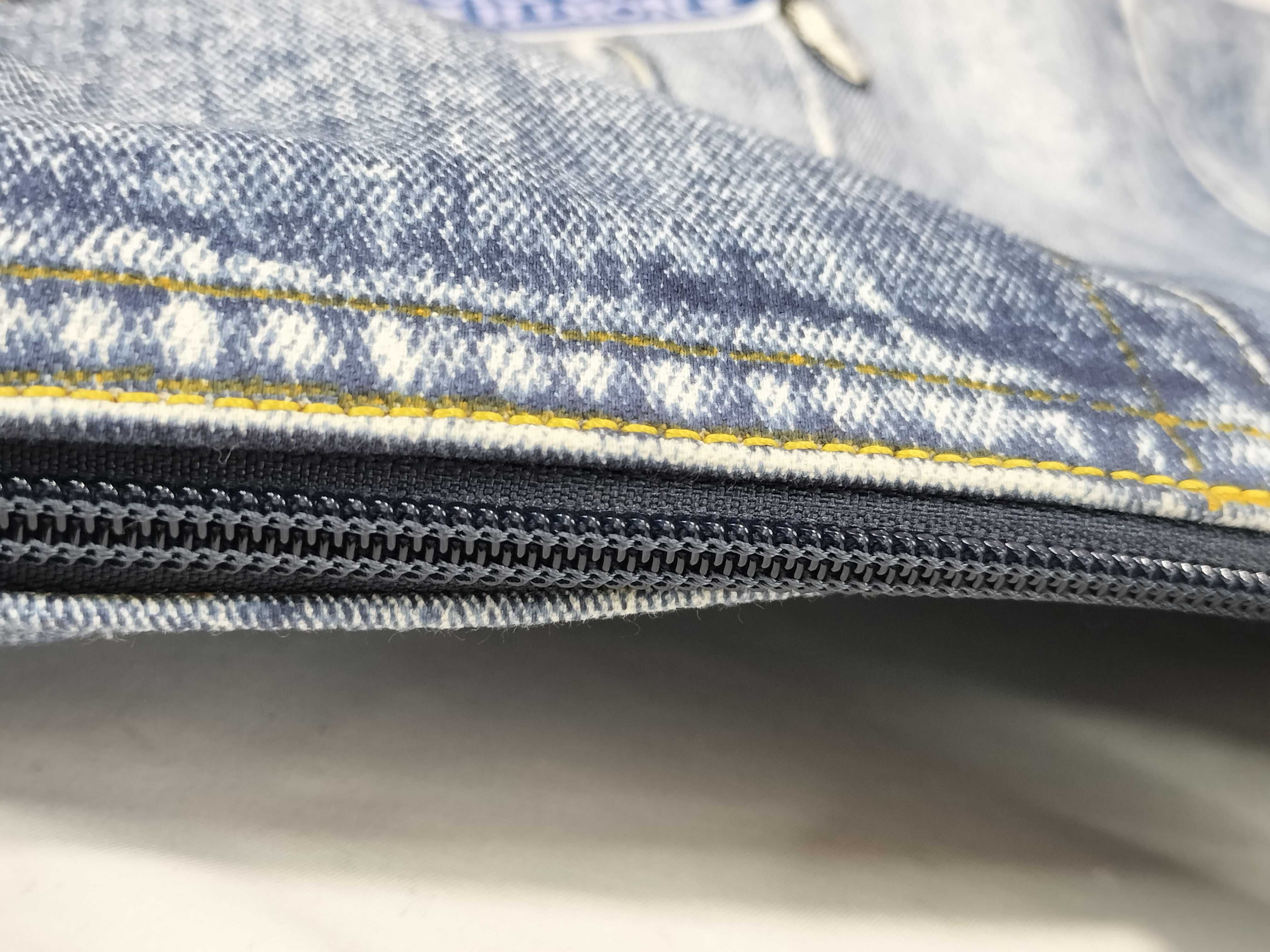 denim print shoulder bag — view 6