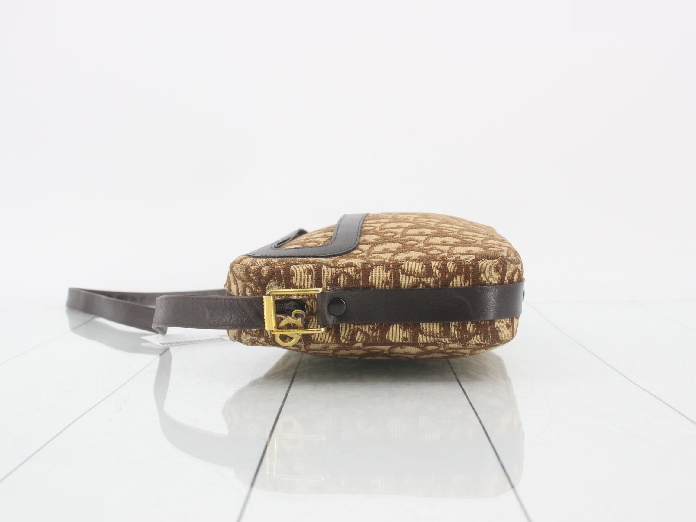 Trotter One-Shoulder Bag — view 4