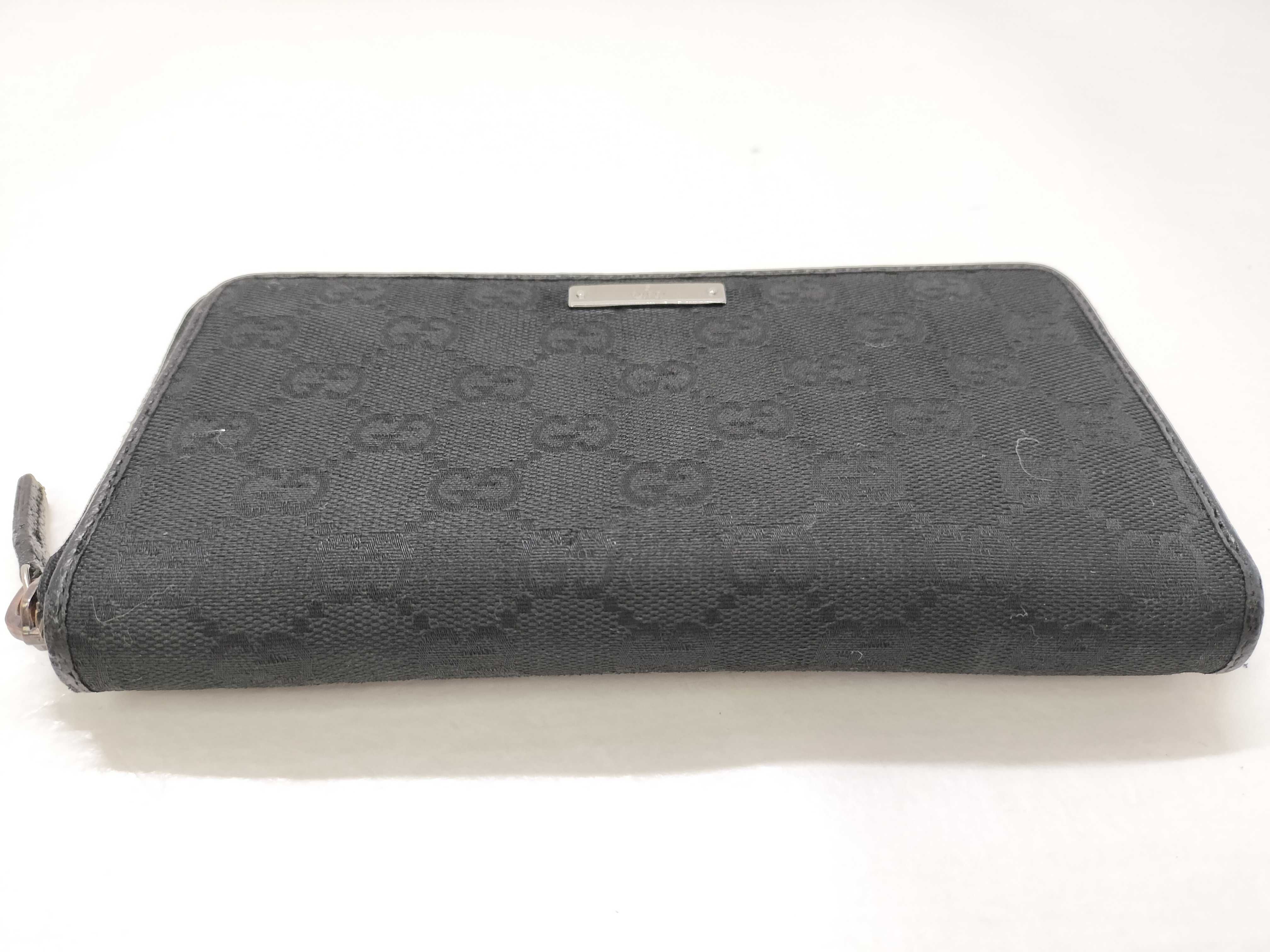 GG Canvas Leather Round Long Wallet, Black, Serial Number — view 4