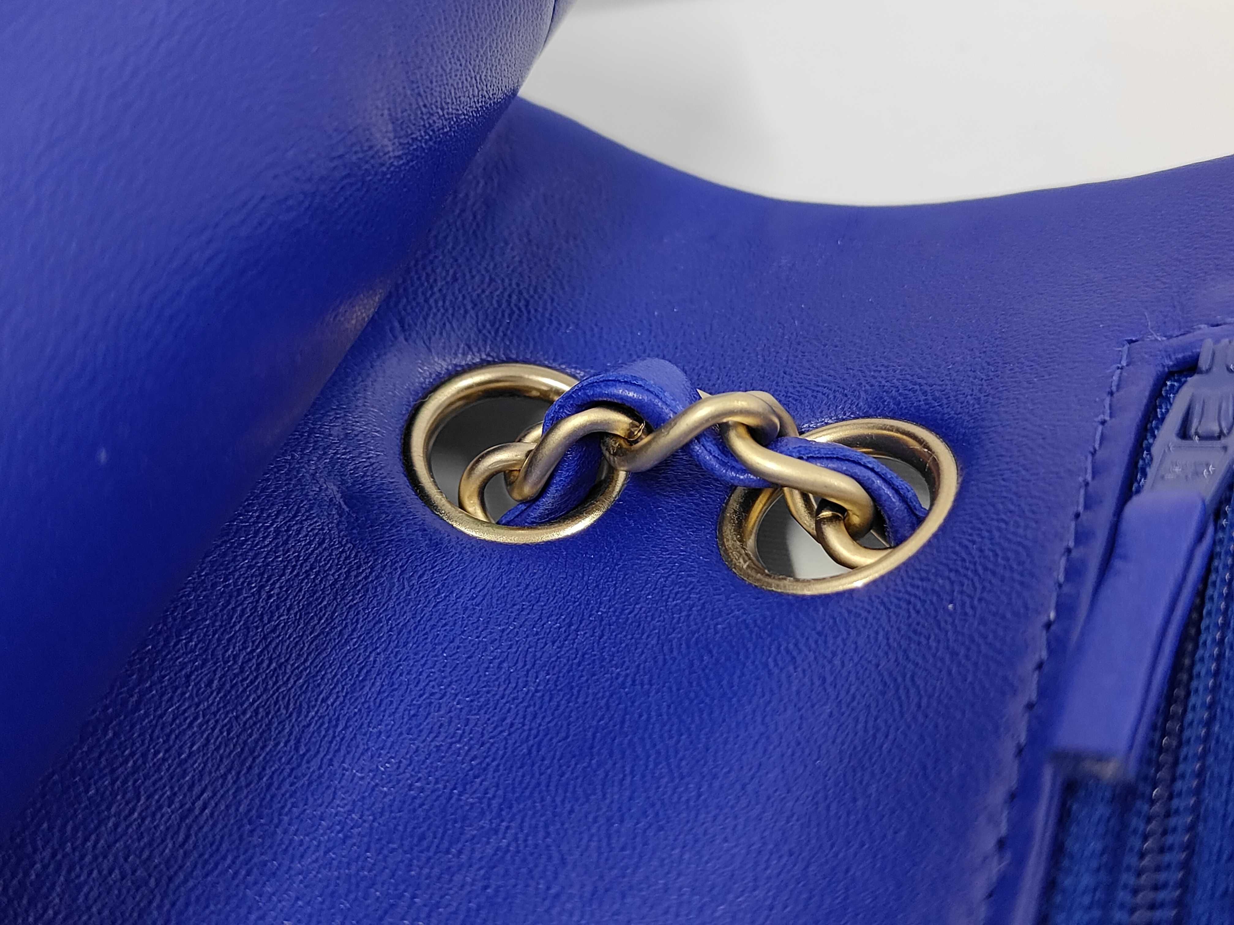 W-Flap 25 Chain Shoulder Bag, Matelassé Lambskin, Navy GP Shoulder Bag — view 7