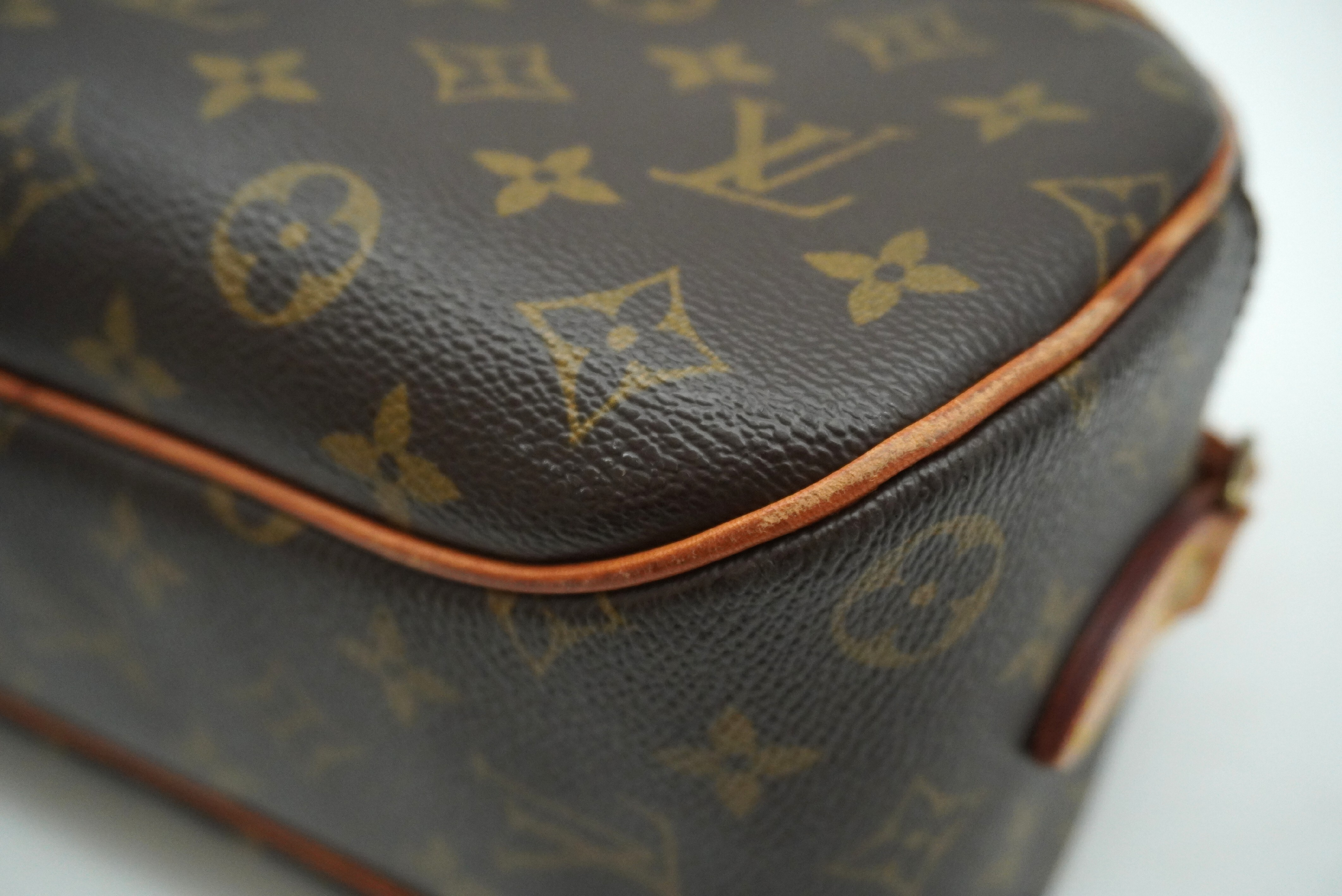 Monogram Blois M51221 Shoulder Bag — view 8