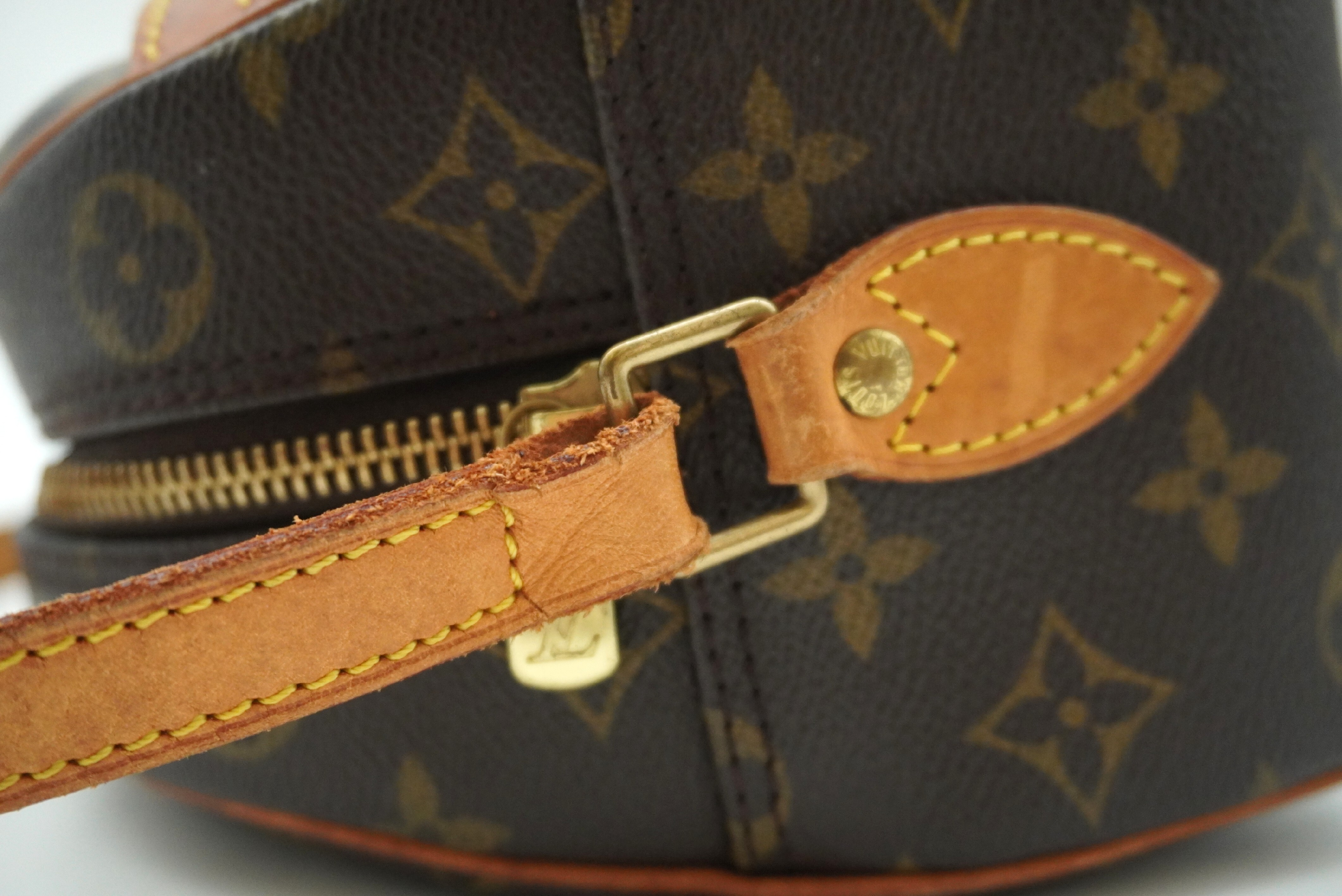 Monogram Blois M51221 Shoulder Bag — view 9