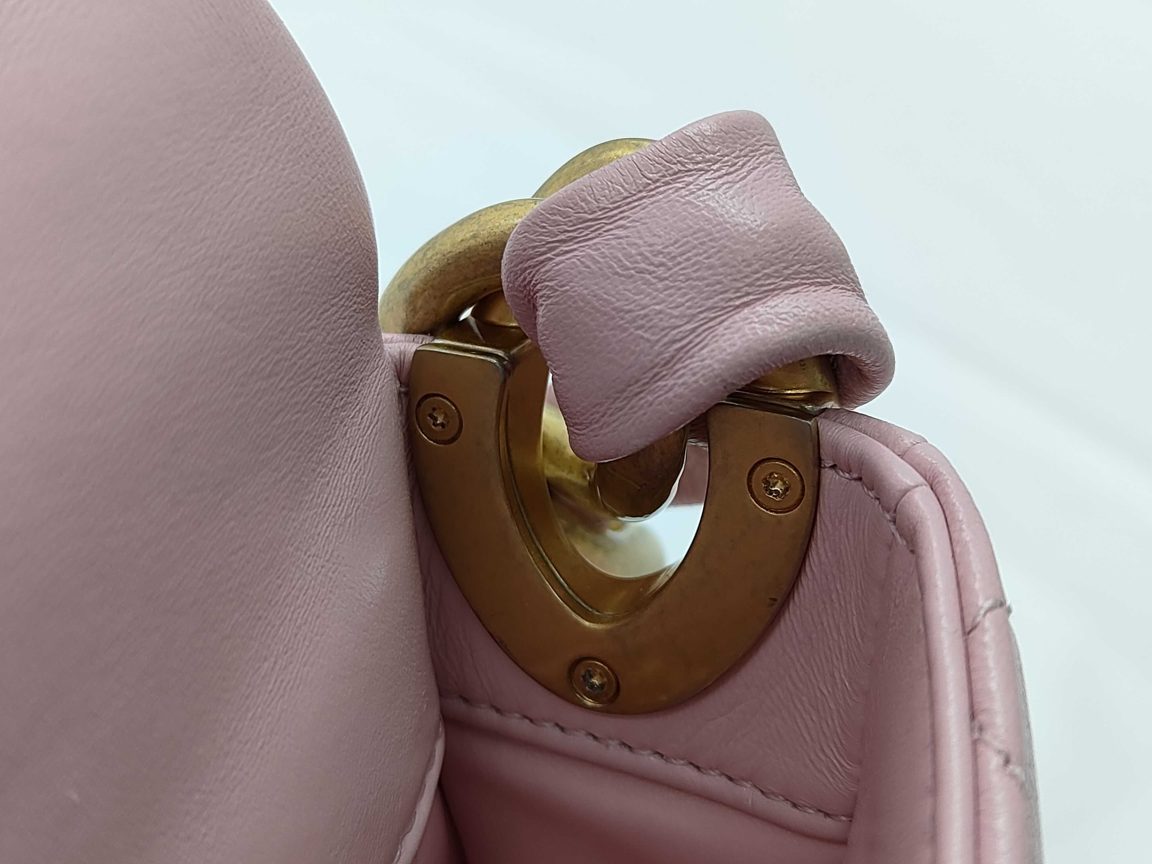 Lambskin Matelassé Chain Shoulder Bag C7N1XEH6 — view 8