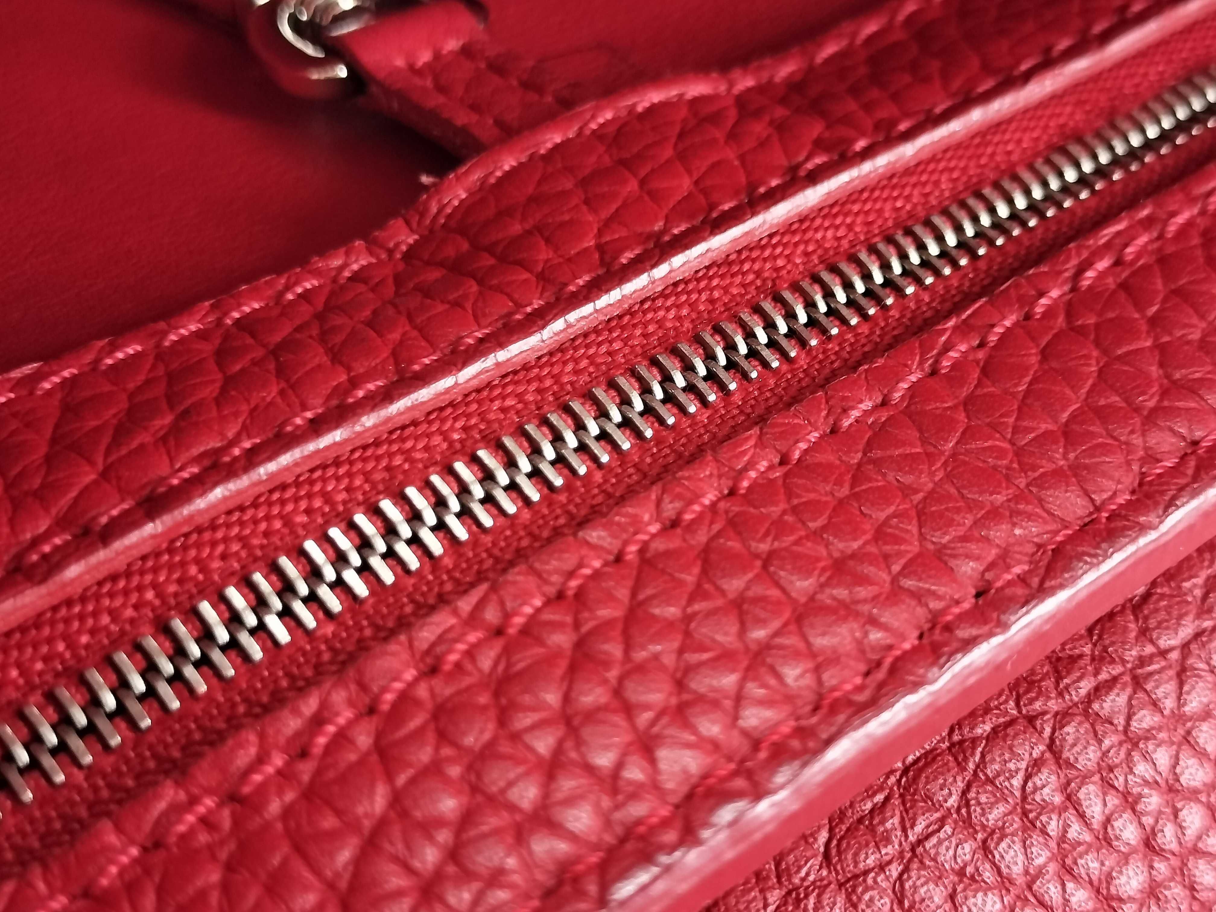 Parnasséa Capucines PM M42237 Red Handbag — view 9