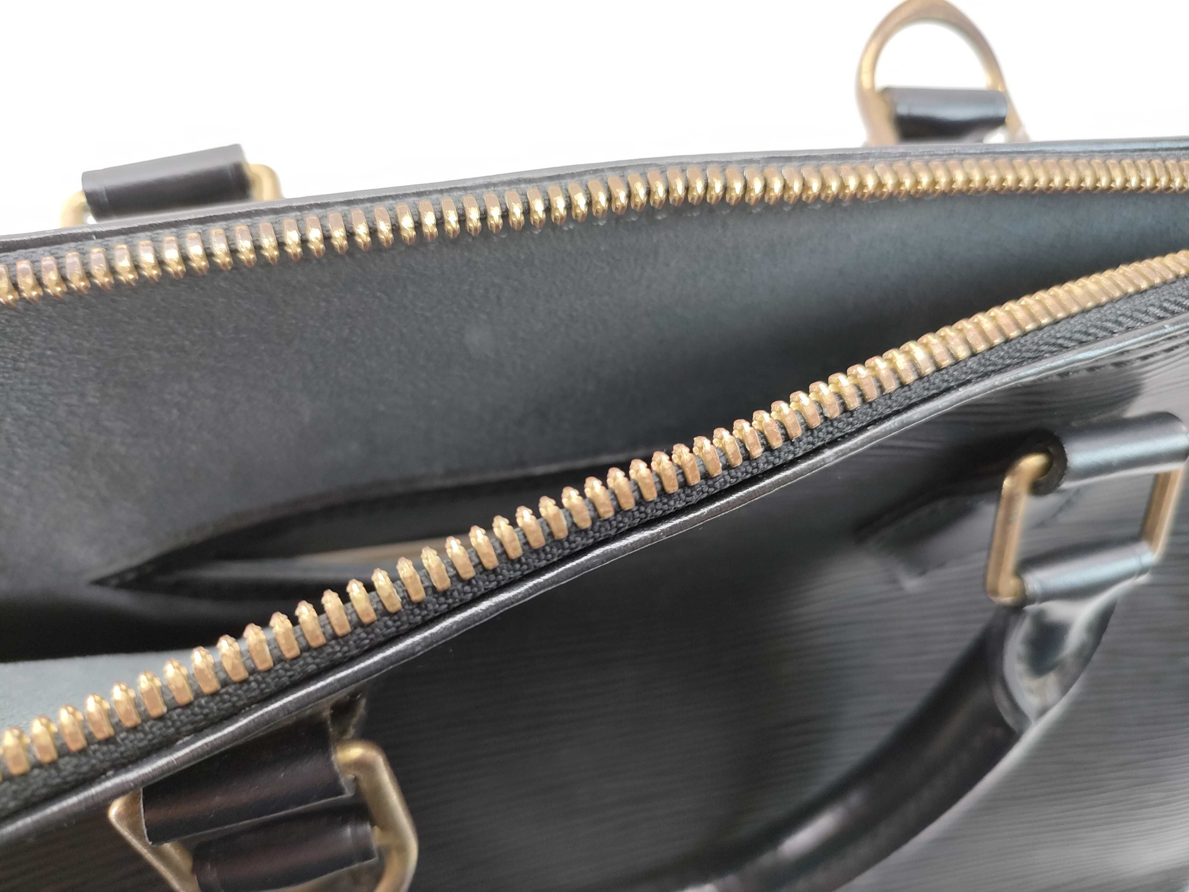 Epi M52142 AR0062 Handbag — view 10