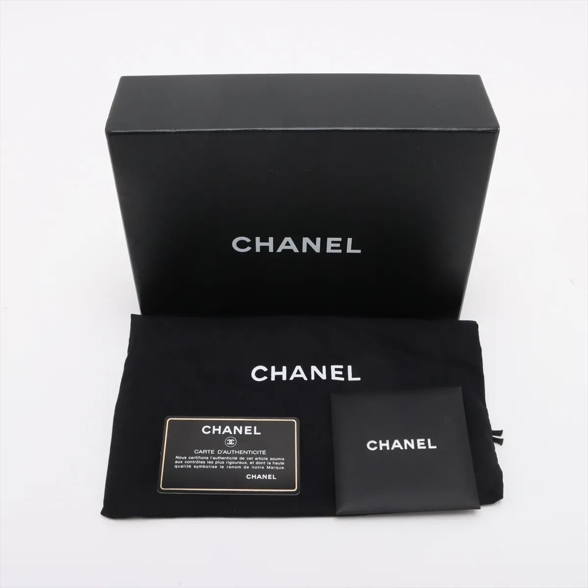 Camellia Patent Leather Chain Handbag Black Silver Hardware 8608683 No. 8 — view 10