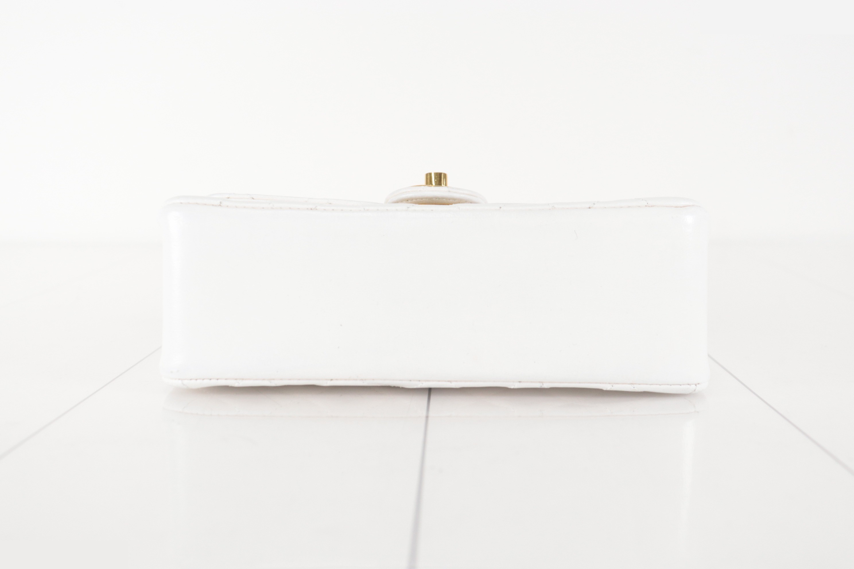 Circle Coco Lamb Mini Chain Shoulder Bag, White, Series 0 — view 6