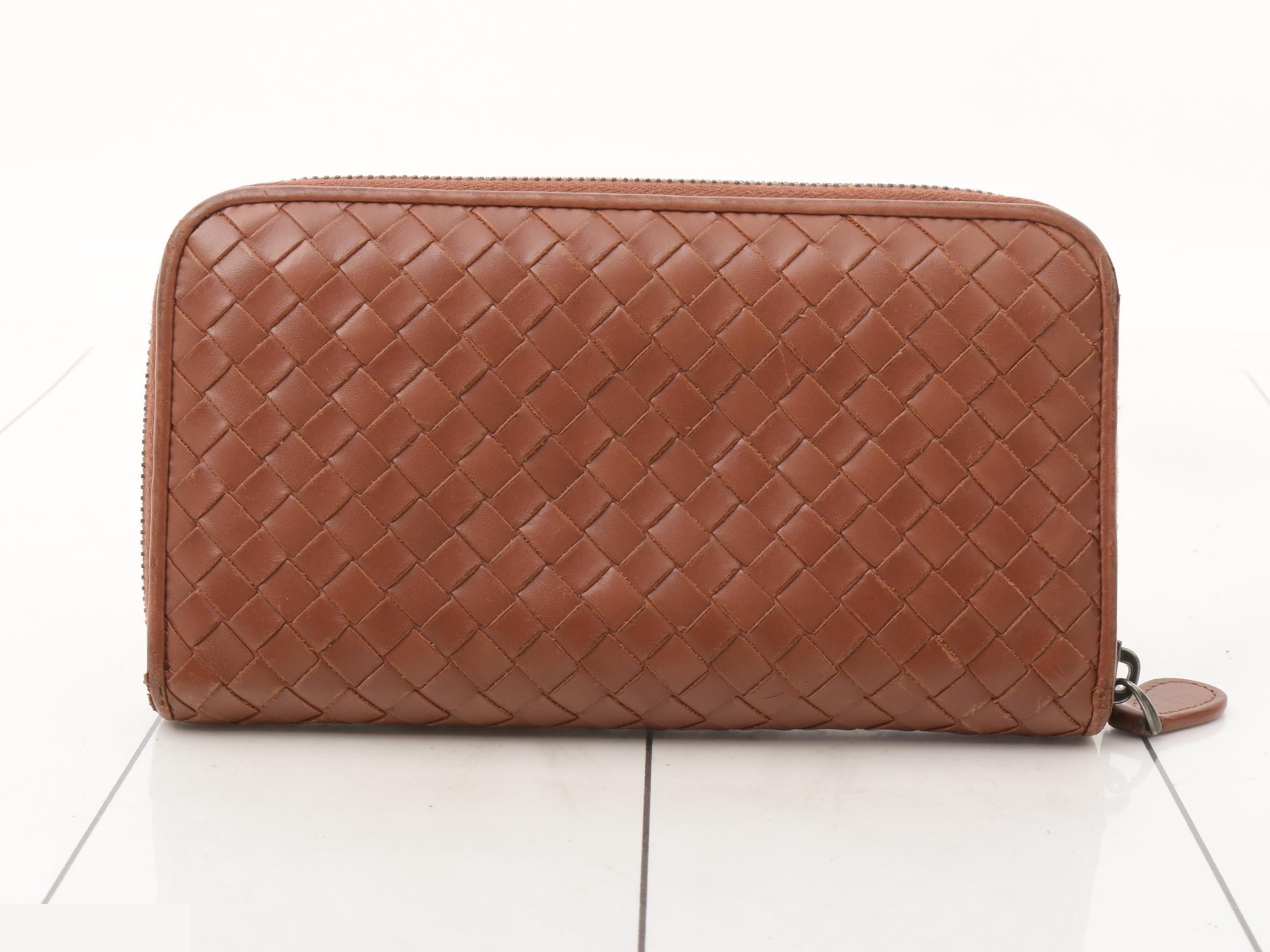 Intrecciato (bags) and wallets — view 2