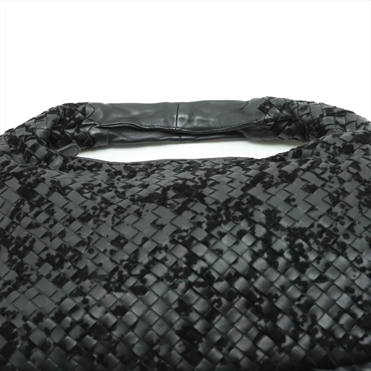 Intrecciato Hobo Leather Shoulder Bag Black — view 6