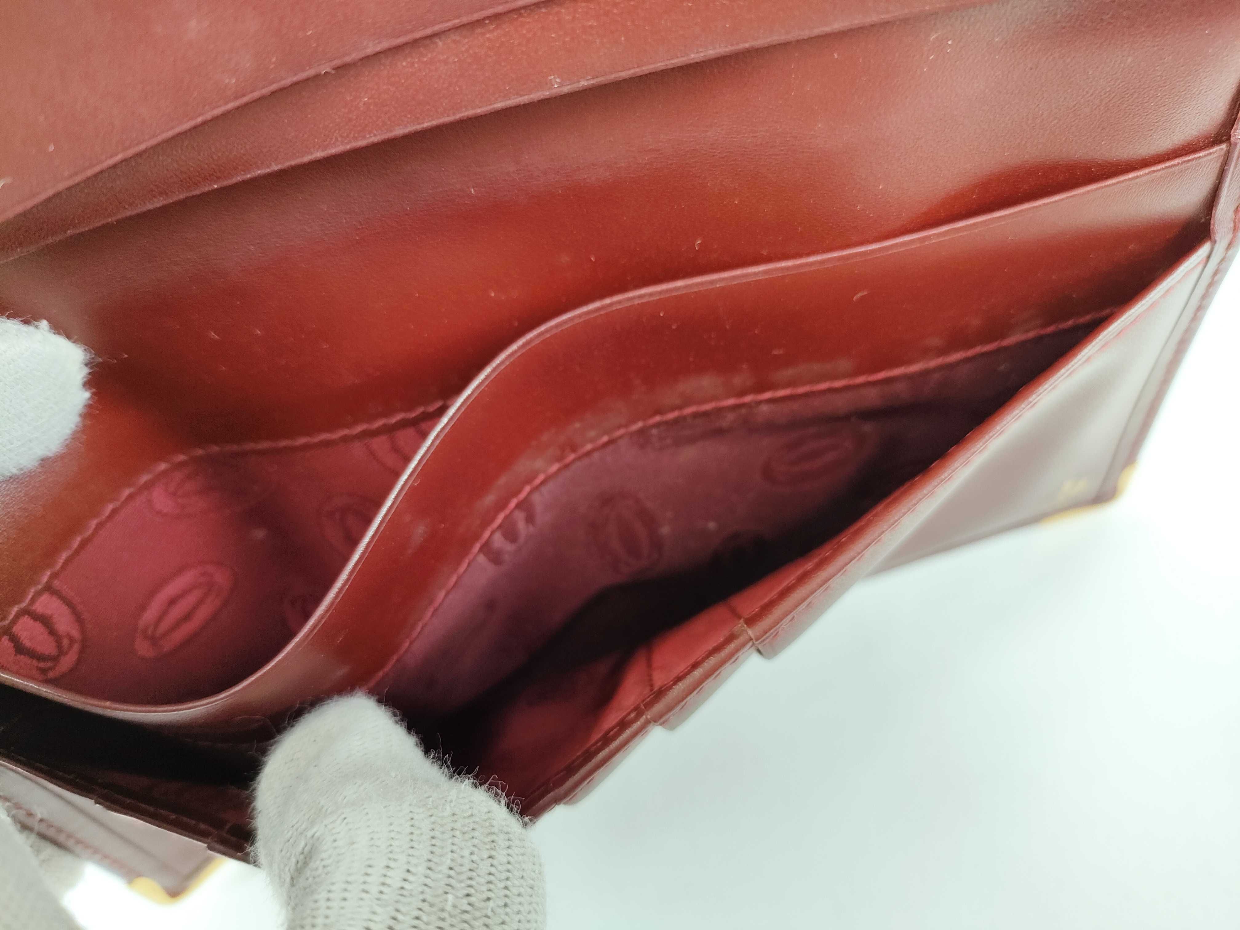 Must line long wallet — view 12