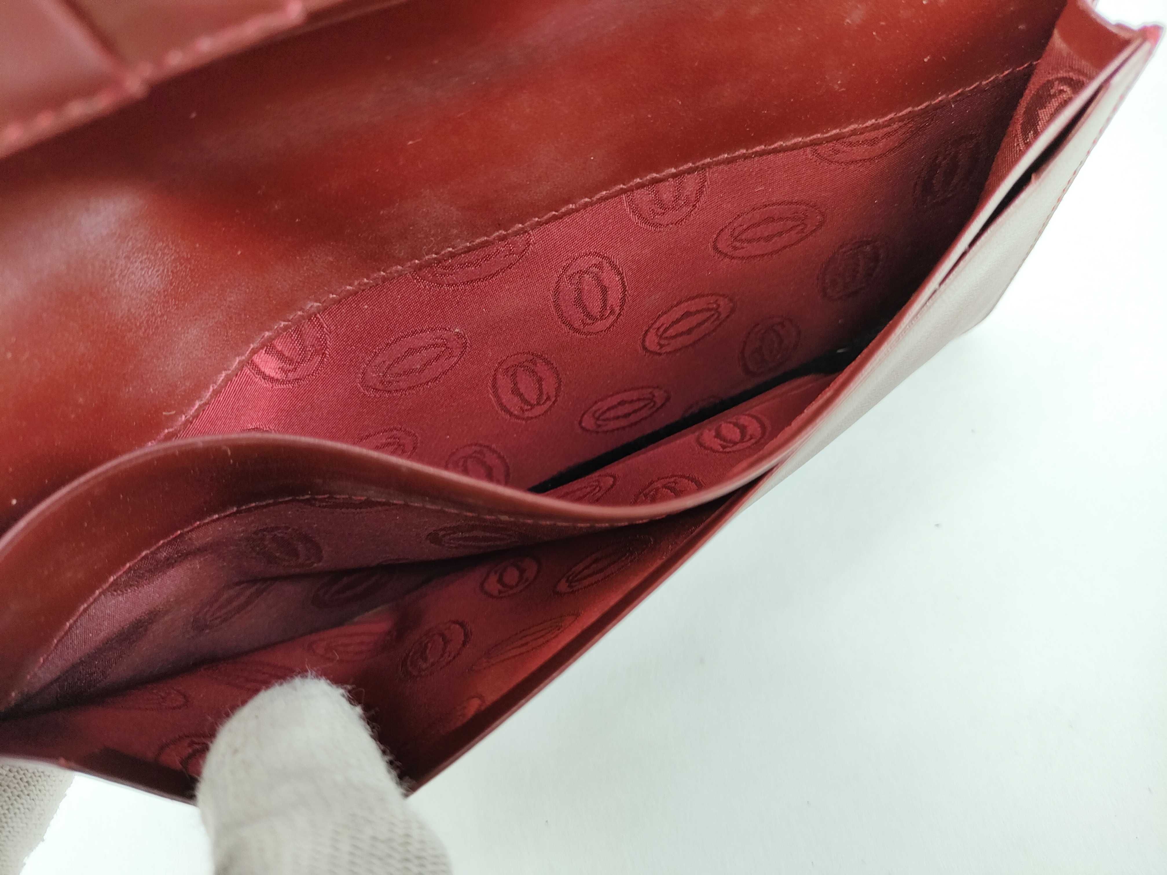 Must line long wallet — view 10