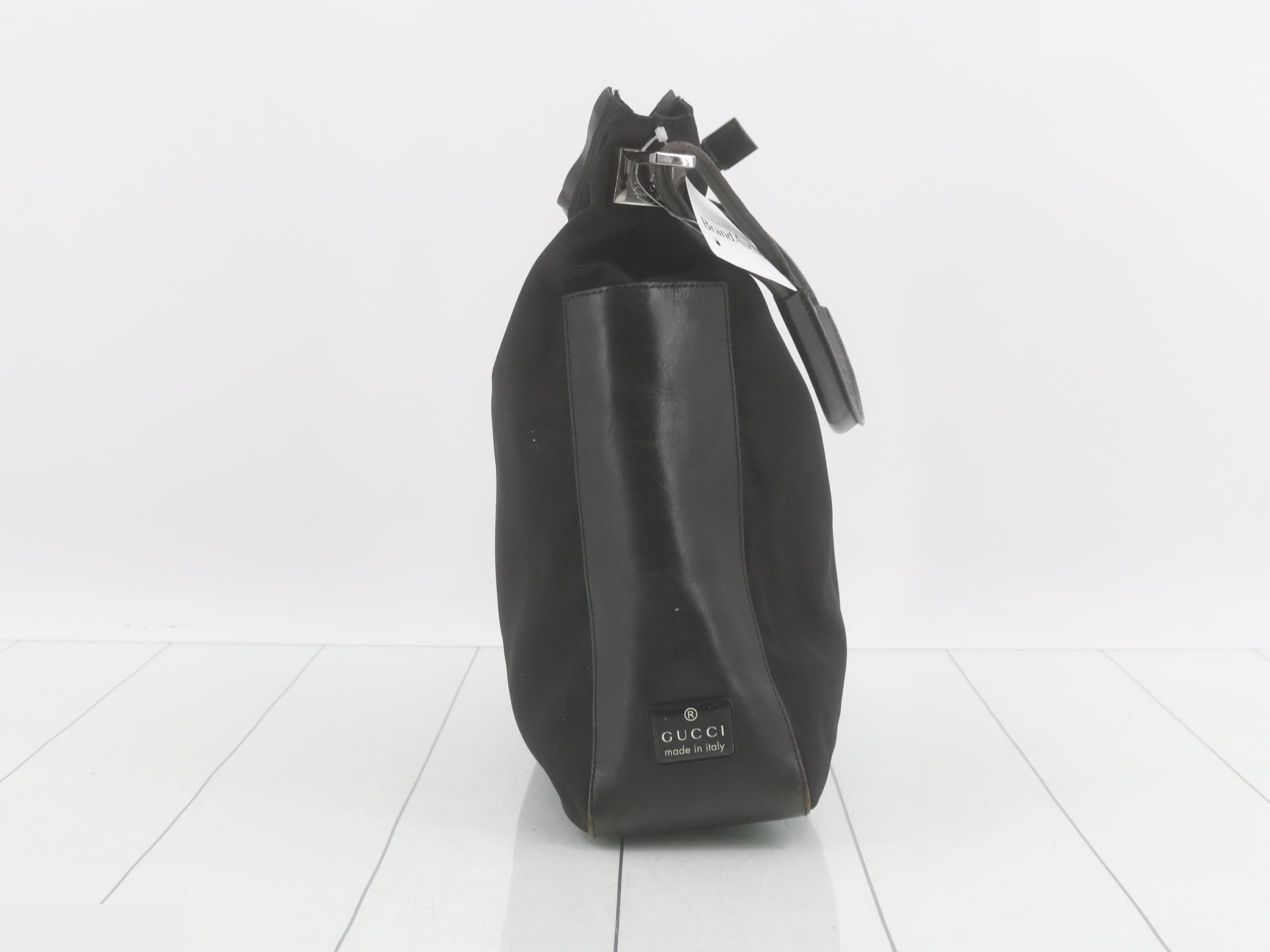 shoulder bag — view 4
