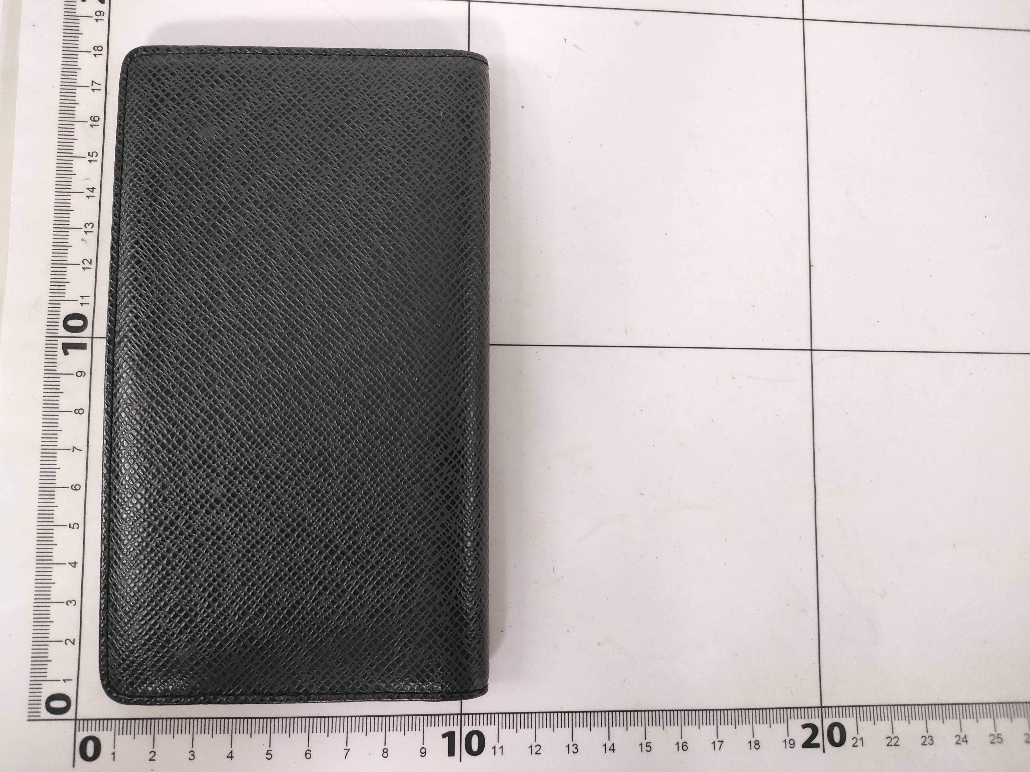 Taiga R20425 Taiga Agenda Pouch Leather Black Notebook Cover — view 2