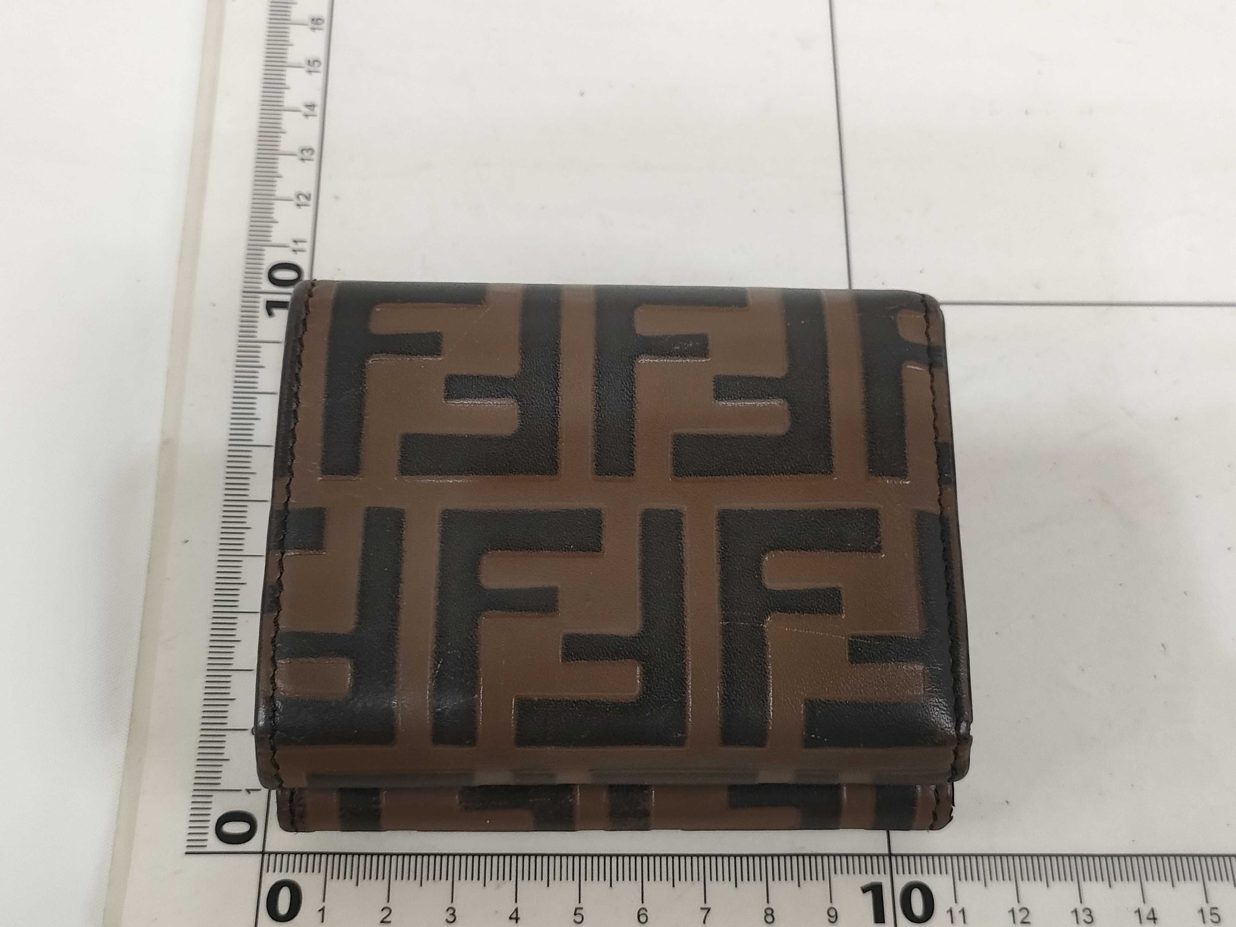 Zucca pattern Fendi trifold wallet FF Zucca embossed logo leather brown FF Mamma gold hardware wallet — view 2