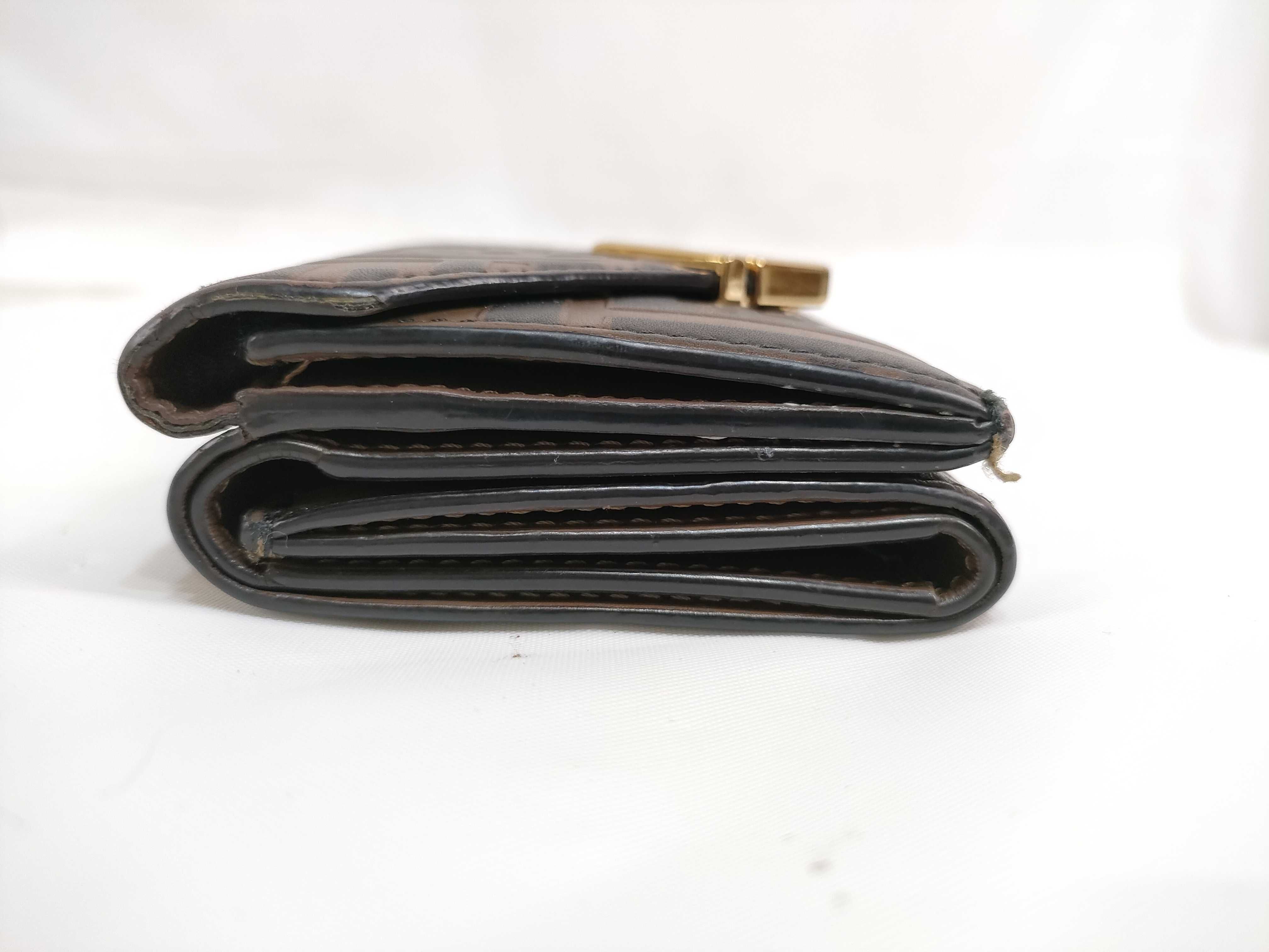 Zucca pattern Fendi trifold wallet FF Zucca embossed logo leather brown FF Mamma gold hardware wallet — view 4