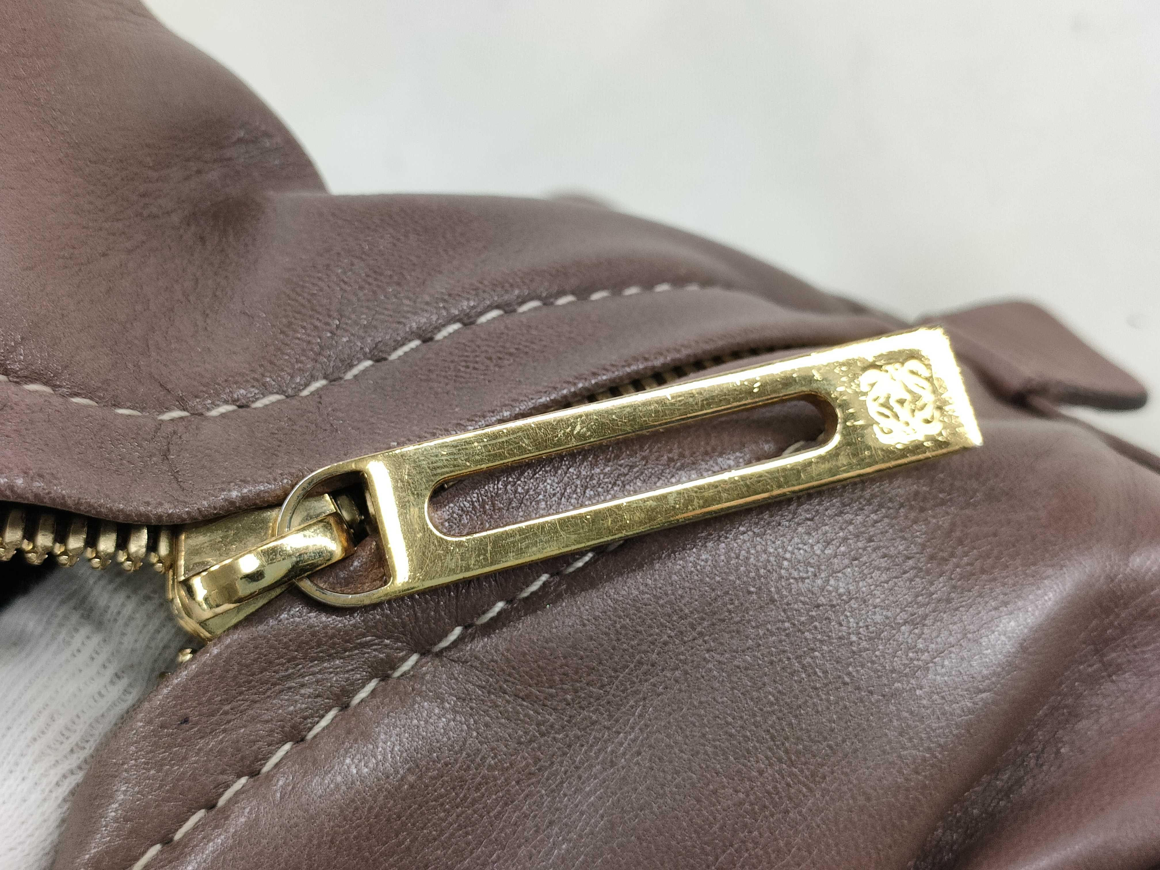 Amazona handbag, brown, includes padlock, key, and clochette. — view 13