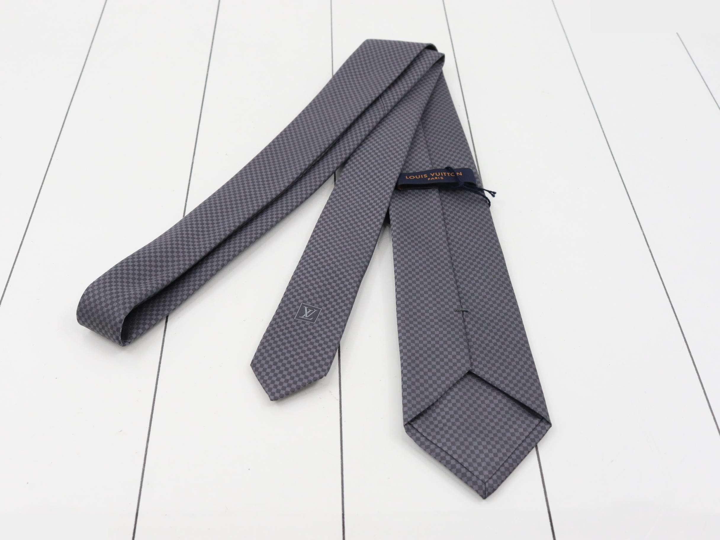 silk tie, unused, Damier pattern, M78749, gray. — view 2