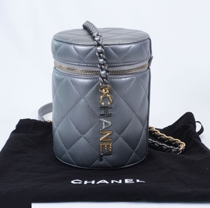 vanity case microchip