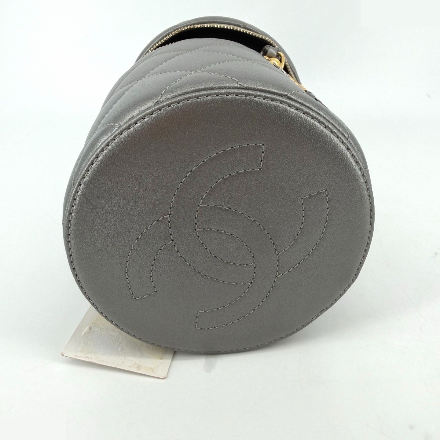 vanity case microchip — view 5