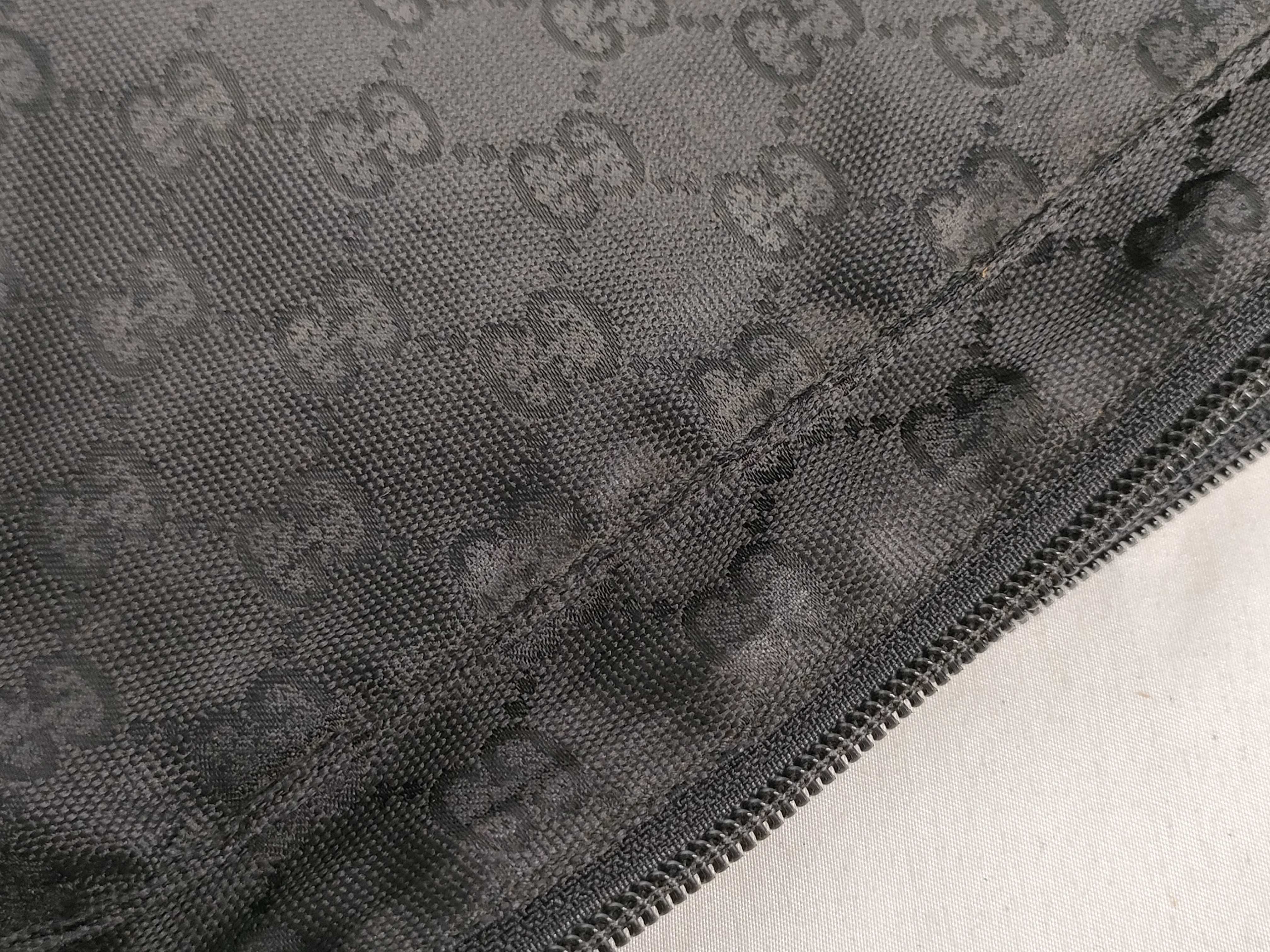 GG Canvas Shoulder Bag — view 14