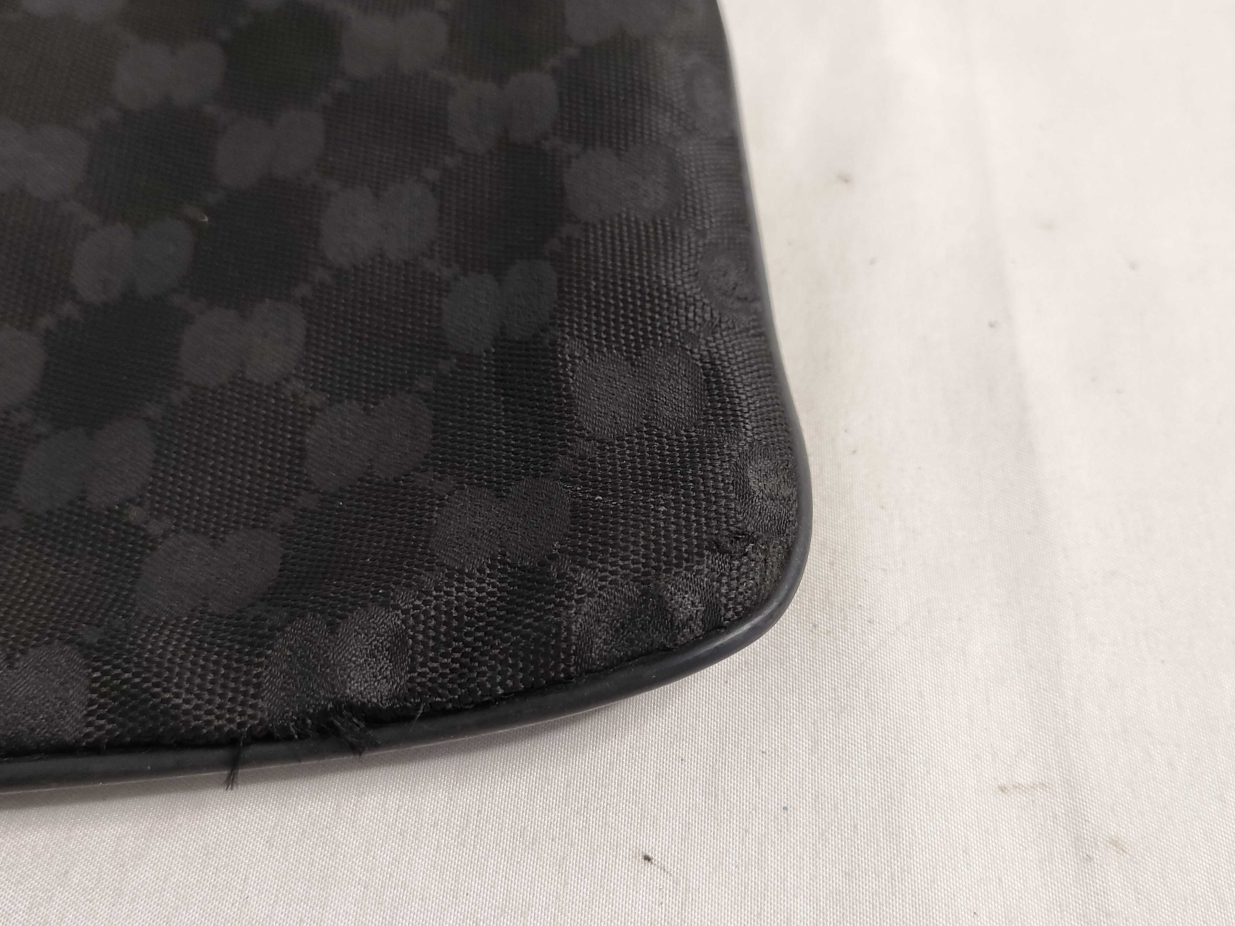 GG Canvas Shoulder Bag — view 6