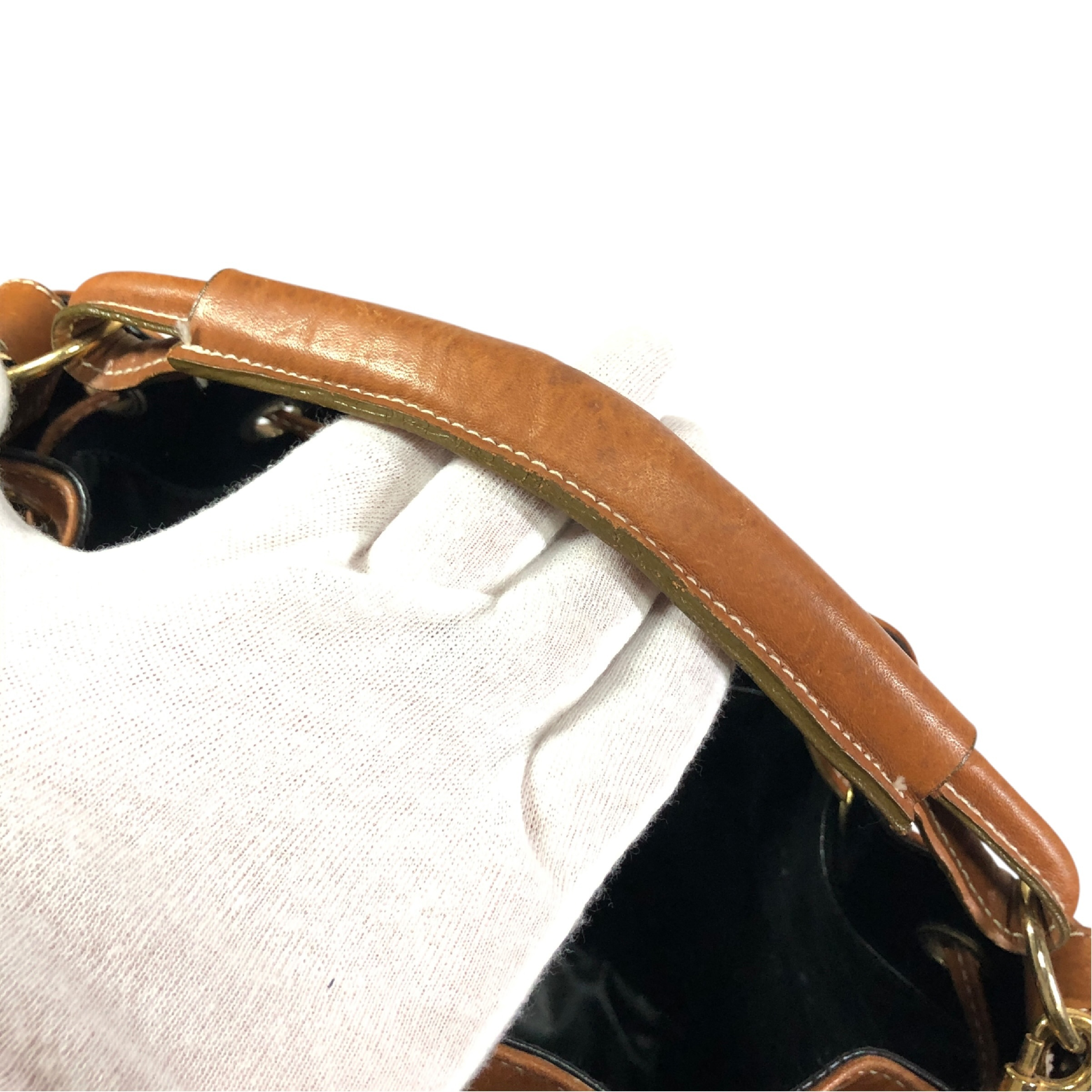 motif drawstring 2-way leather shoulder bag — view 11