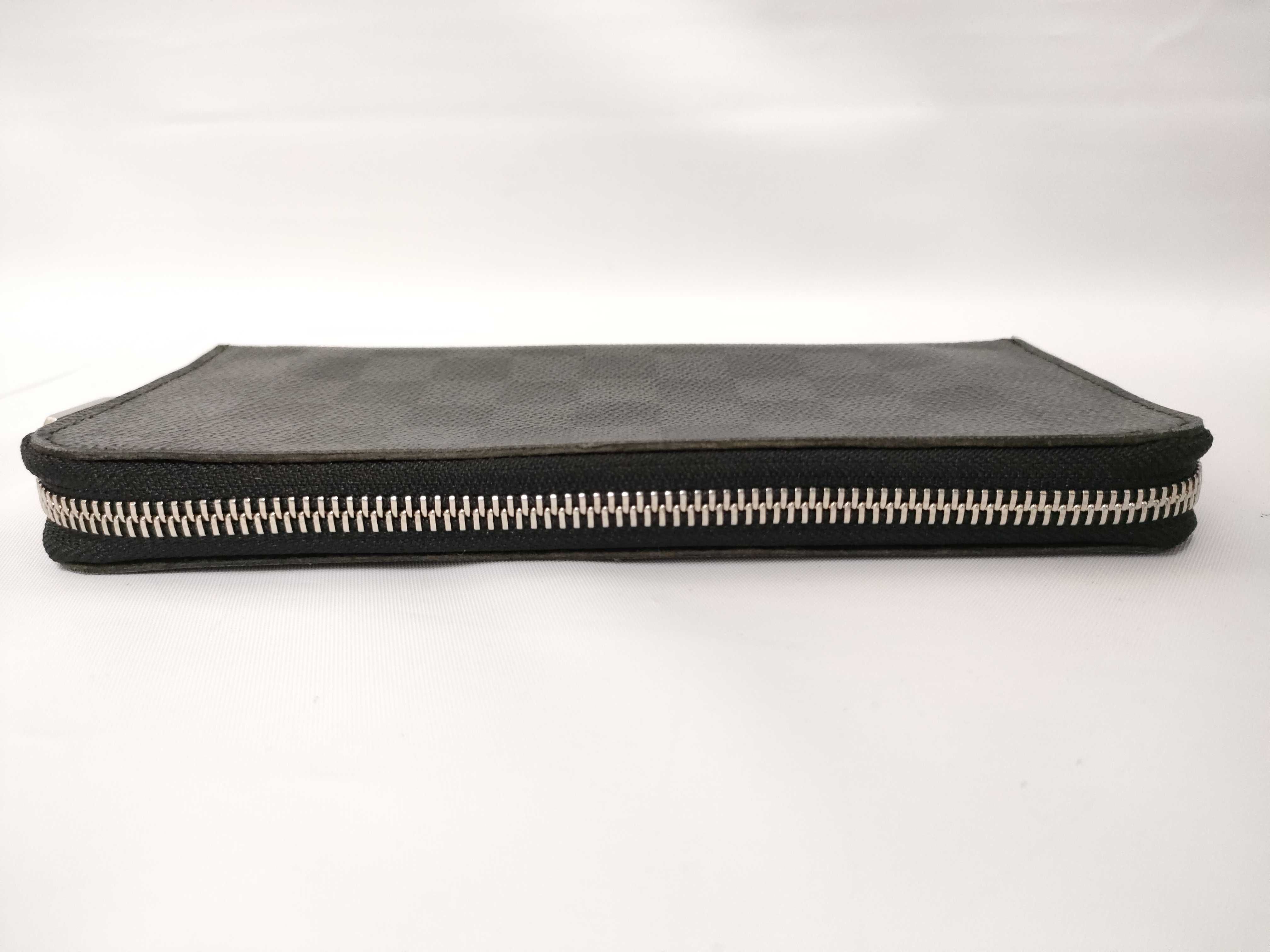 Damier Graphite Zippy Wallet Vertical N63095 Wallet — view 4