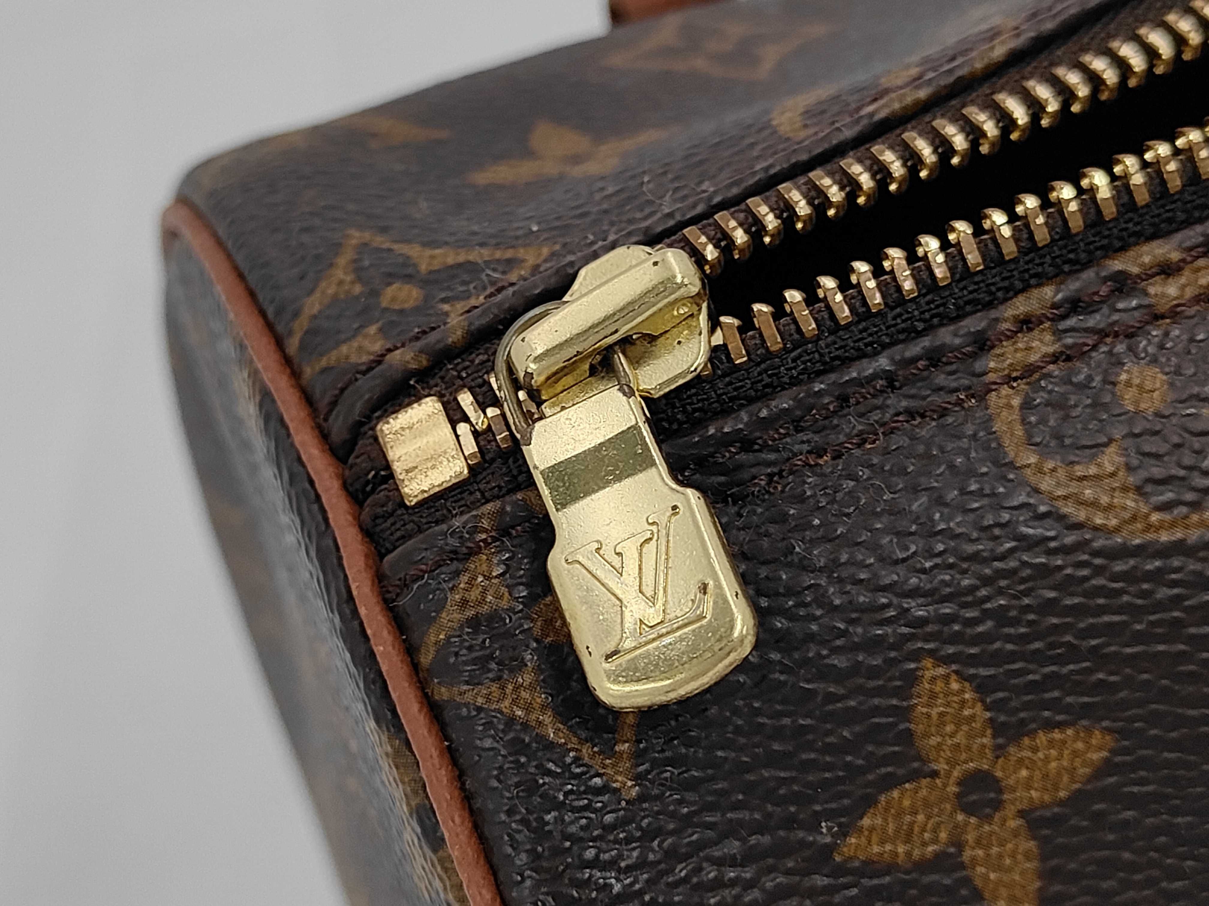 Monogram M51386 Papillon 26 (Old Model) Handbag — view 11