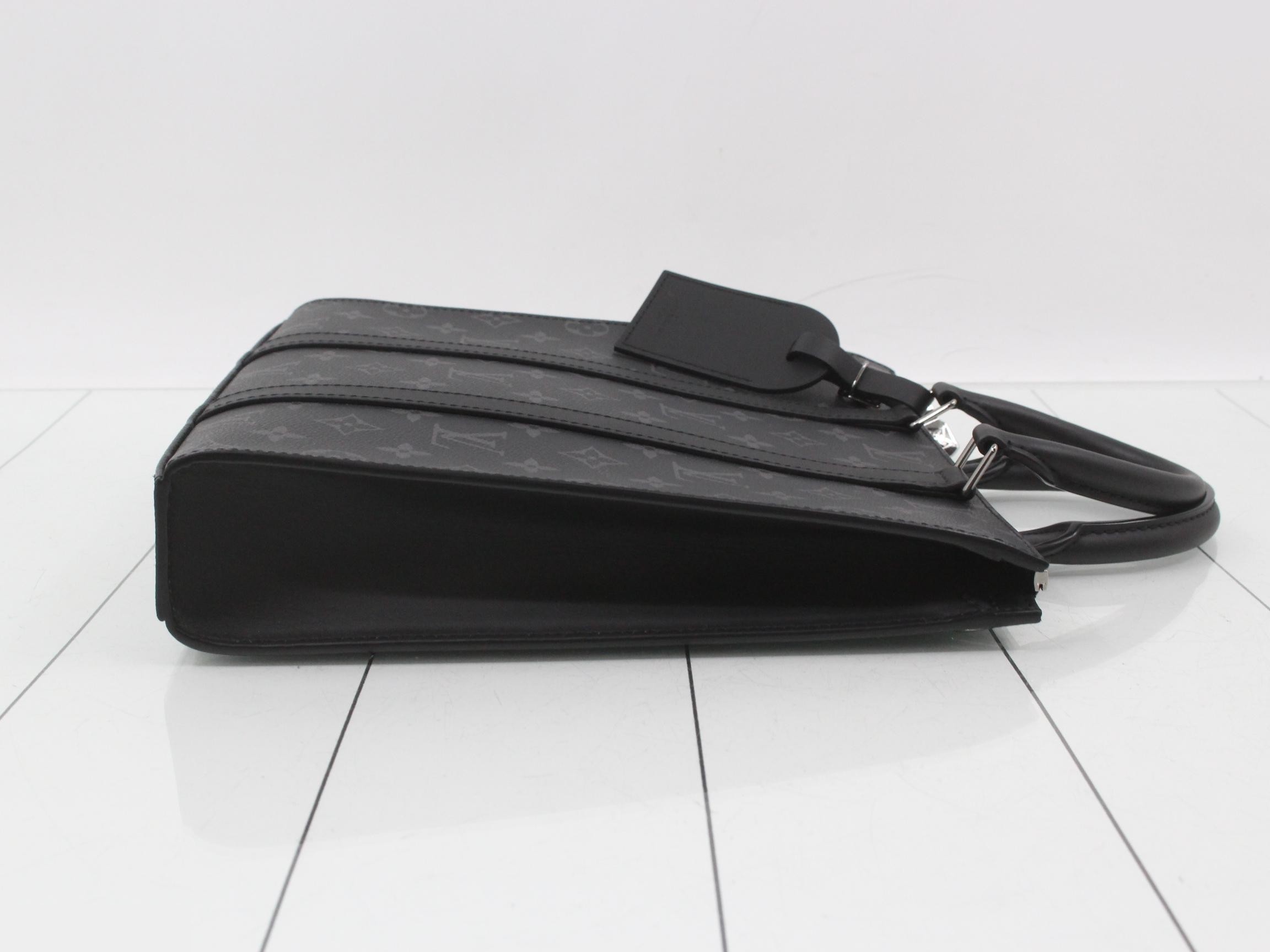 Sacpla Cloth - List Price ¥416,900 — view 3